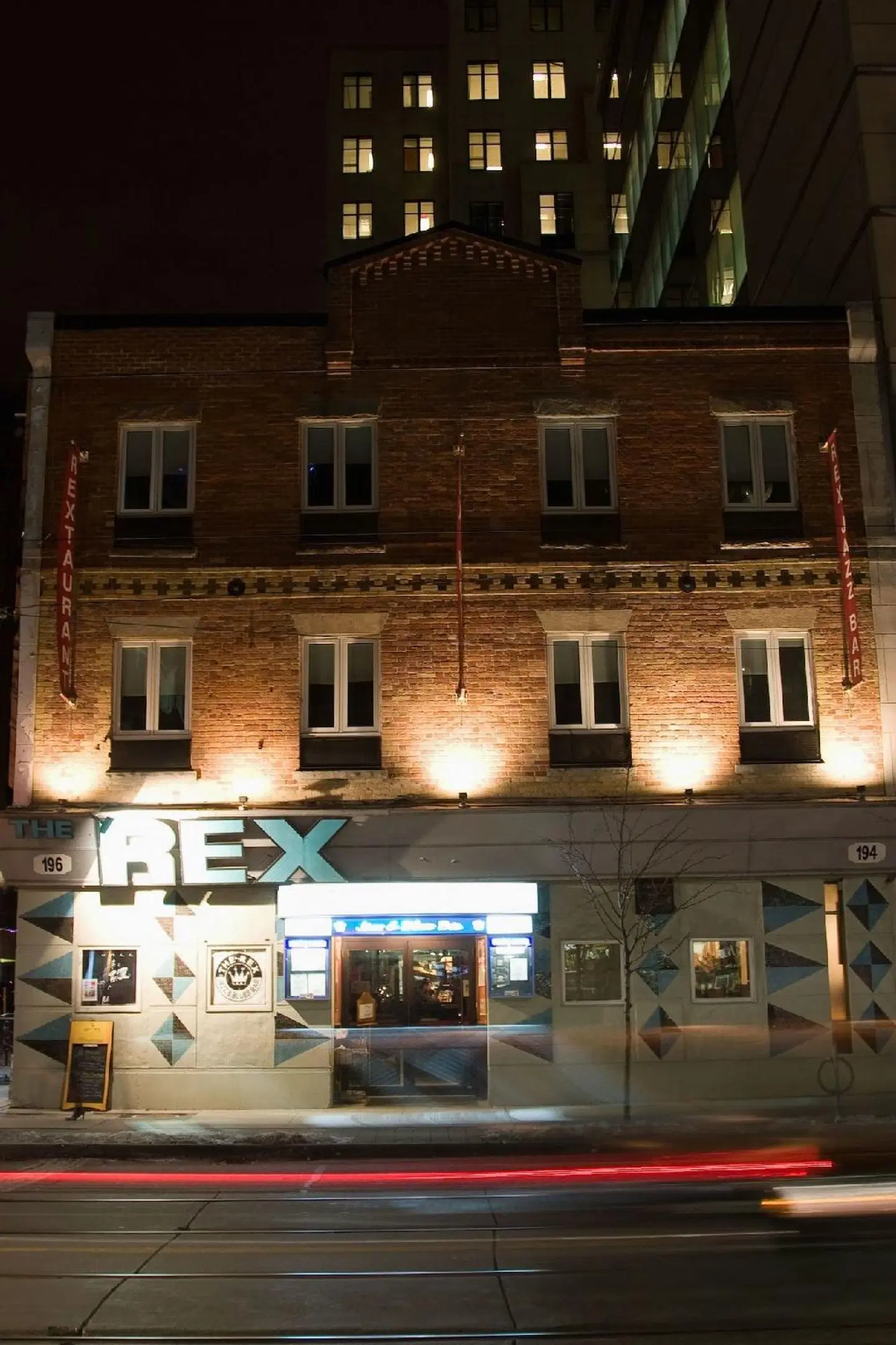 The Rex Hotel Jazz & Blues Bar EXTERIOR