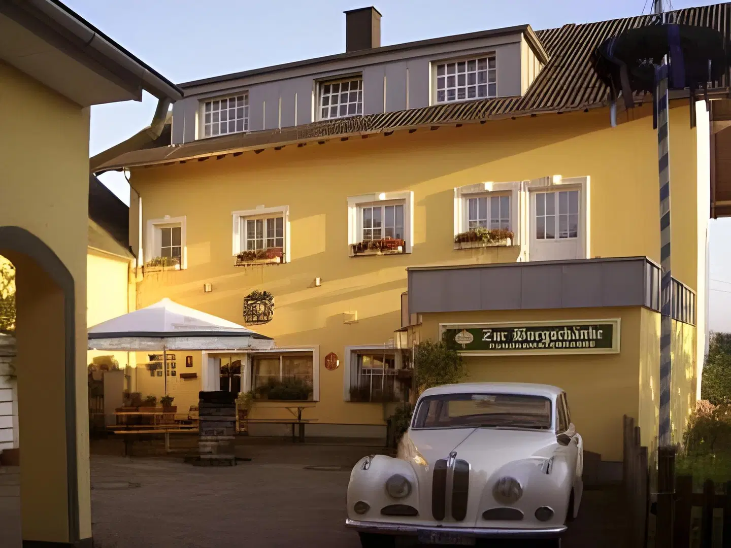 Zur Burgschänke EXTERIOR