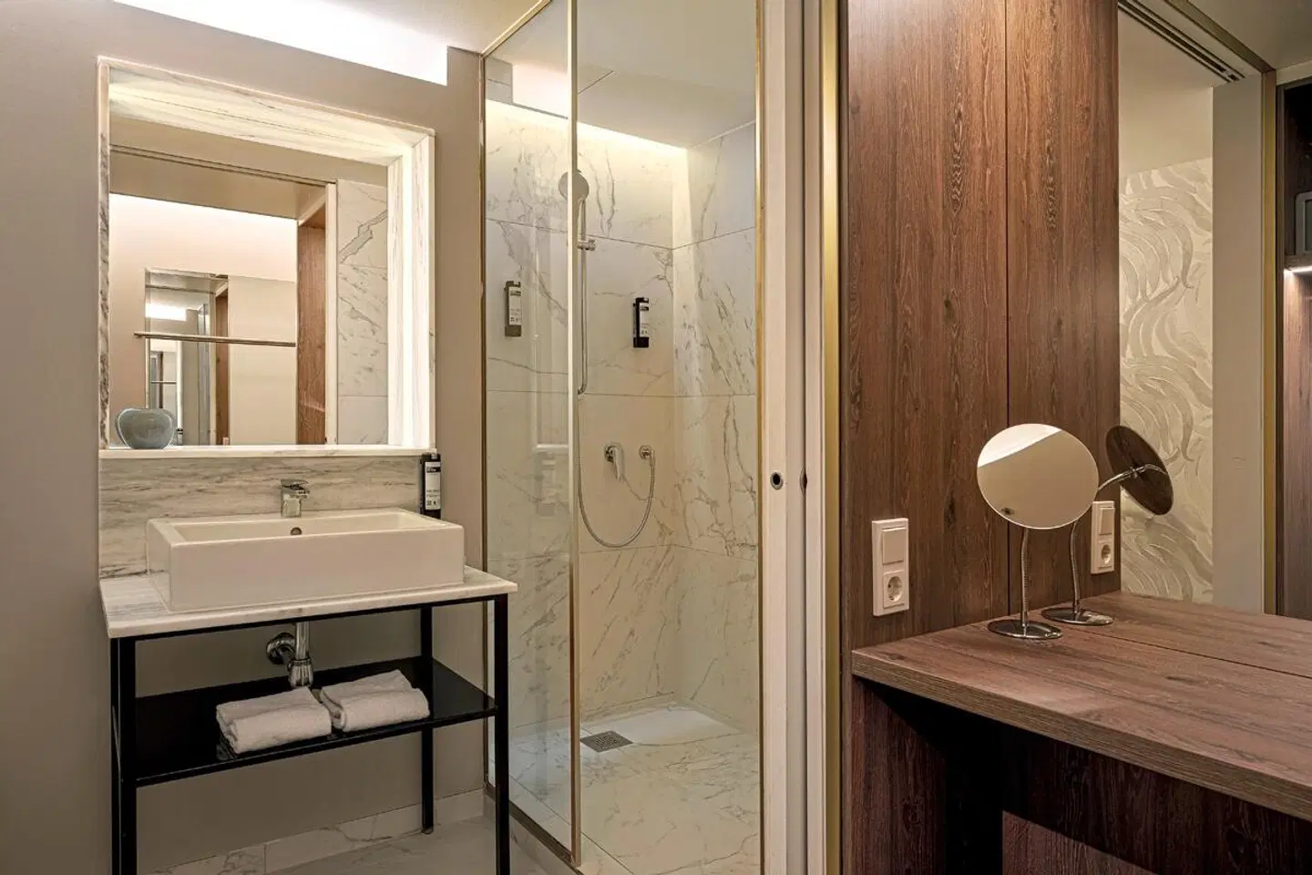 Crowne Plaza by IHG Vienna Badezimmer