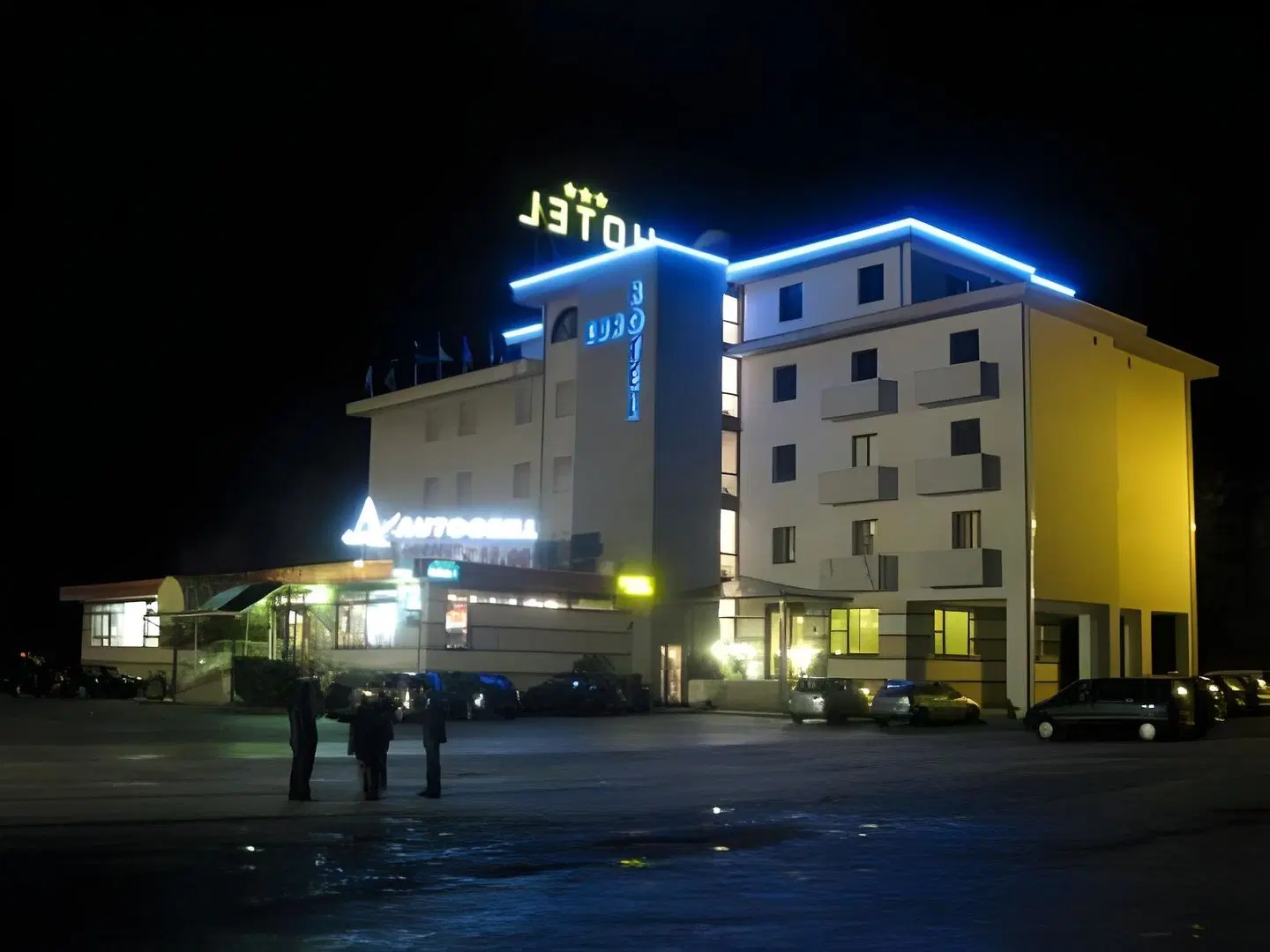 Euro Hotel EXTERIOR