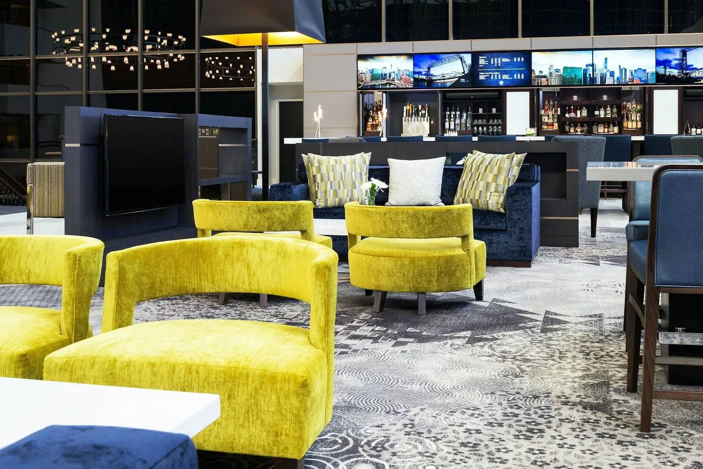 Sheraton Bloomington Hotel Bar