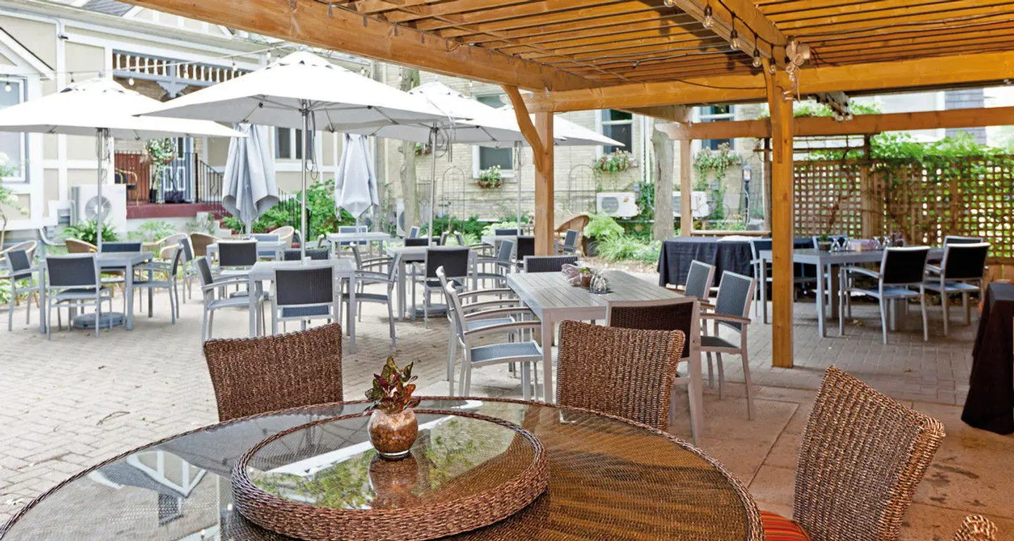 Idlewyld Inn & Spa Terrasse