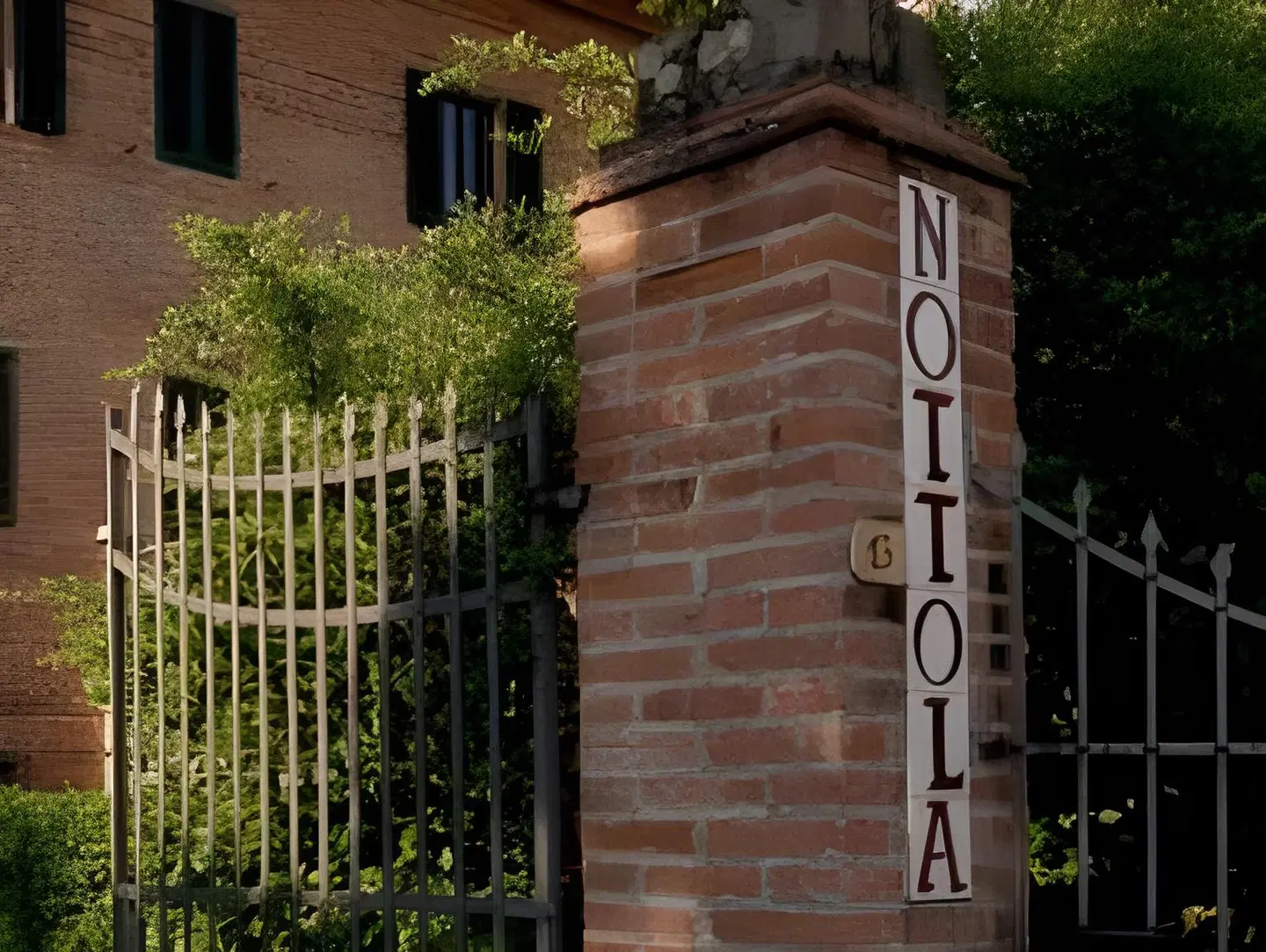 Villa Nottola EXTERIOR