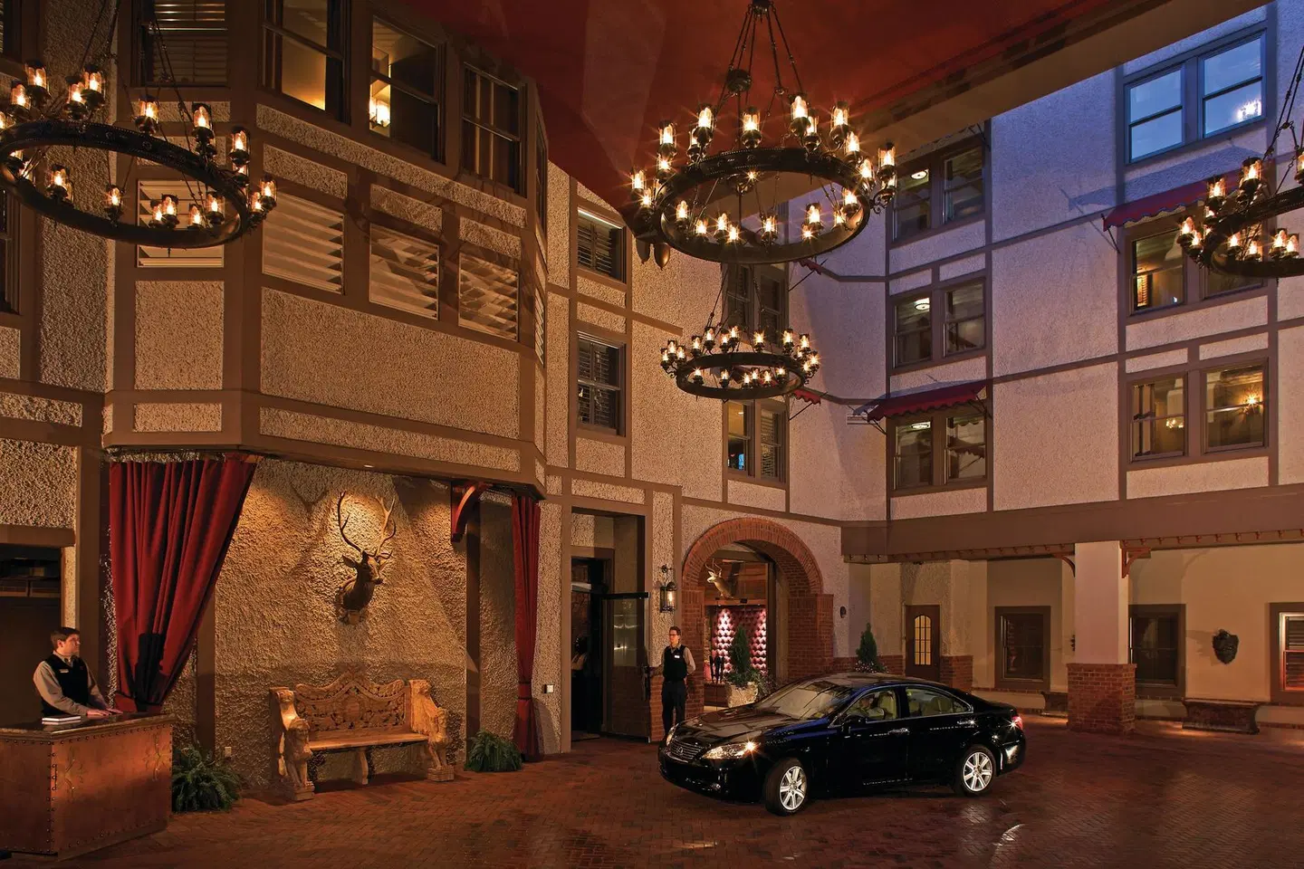 Grand Bohemian Hotel Asheville, Autograph Collection LOUNGE_LOBBY