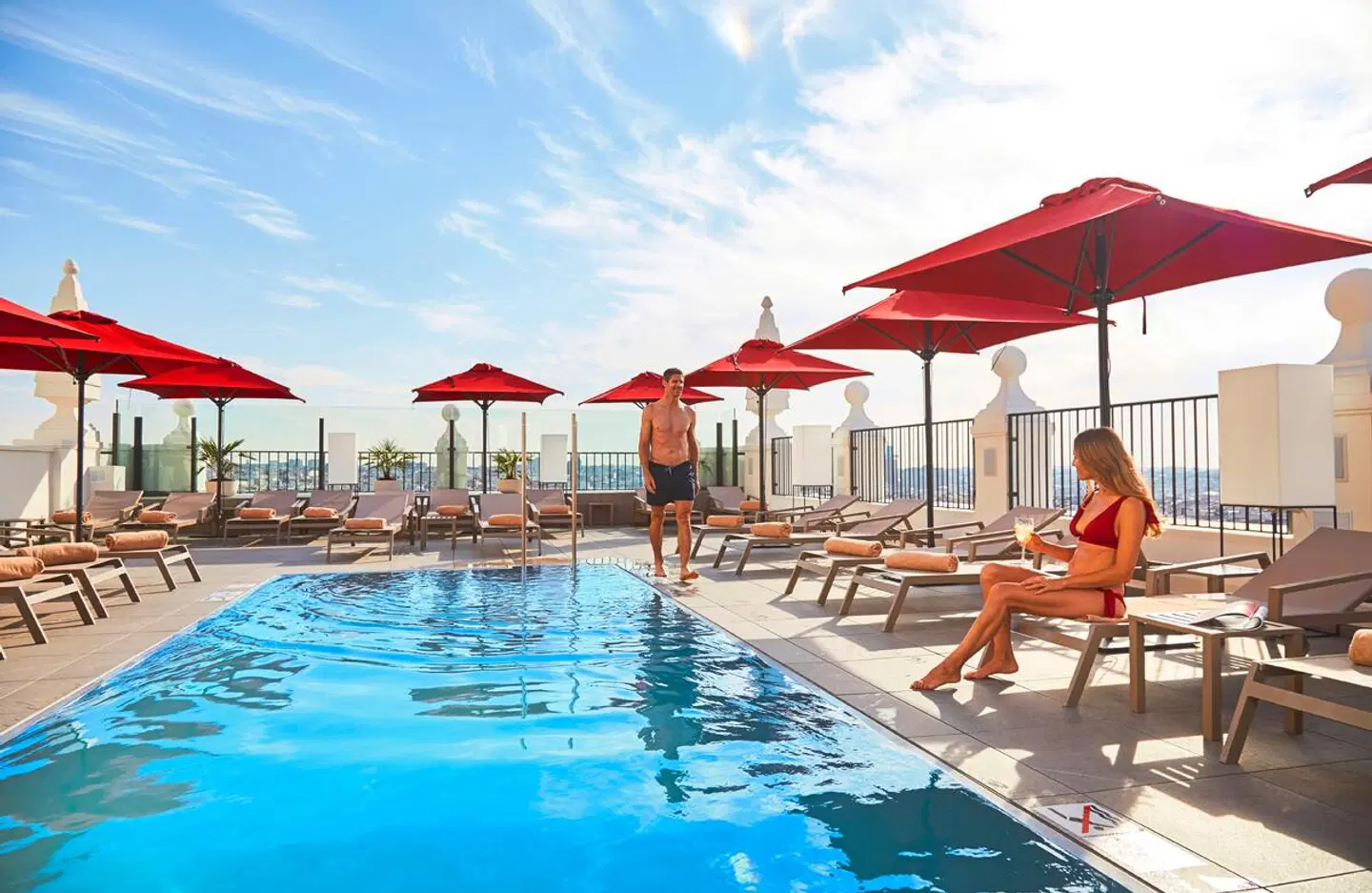 Riu Plaza España OUTDOOR_POOL