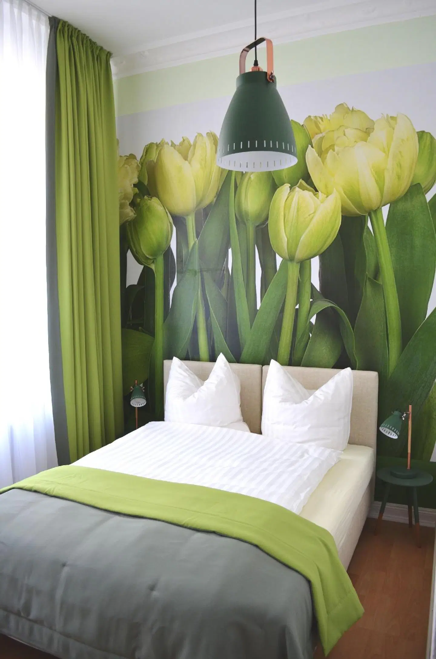 Reverey ROOM_EXAMPLE