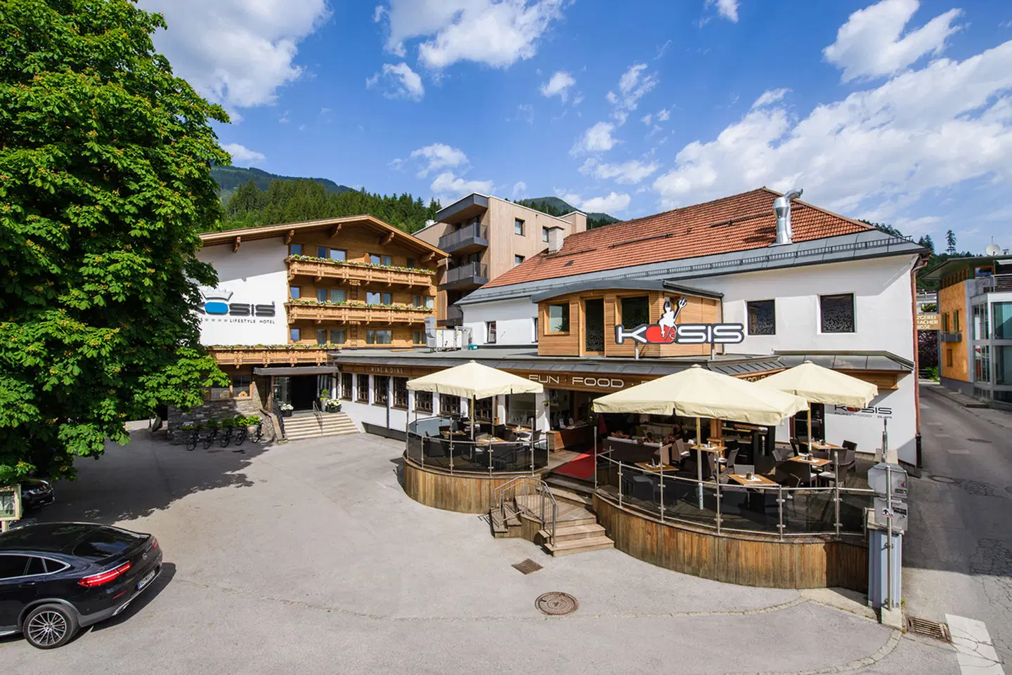 Kosis Sports Lifestyle Hotel EXTERIOR