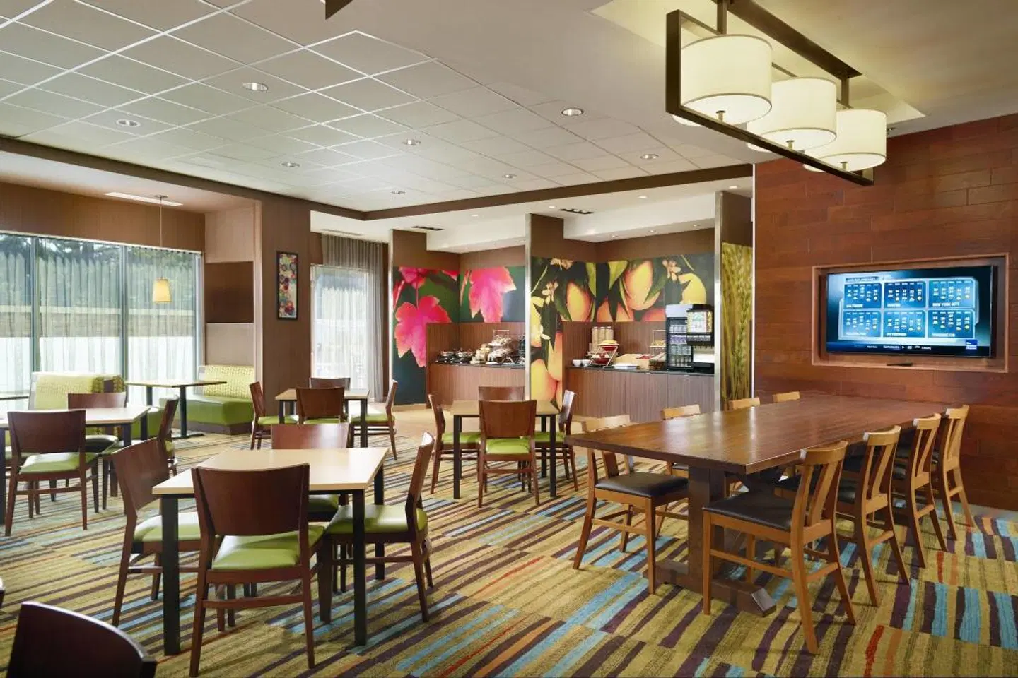 Fairfield Inn & Suites by Marriott Hendersonville Flat Rock Bar