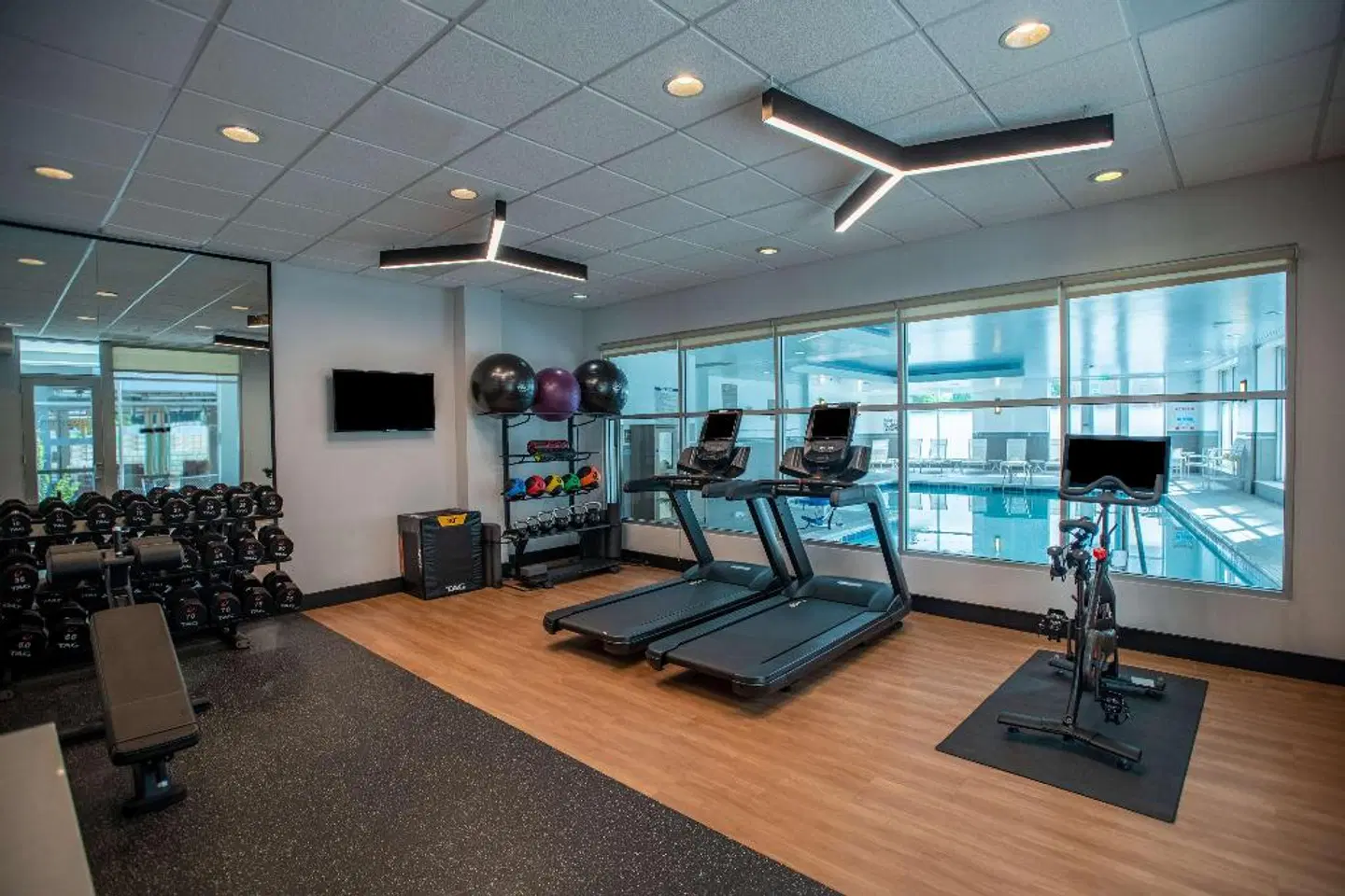 DoubleTree by Hilton Asheville Downtown SPORTS_AND_LEISURE