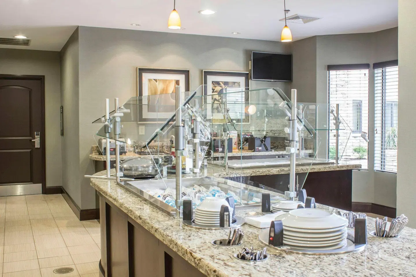 Staybridge Suites Jacksonville-Camp Lejeune Area by IHG Restaurant
