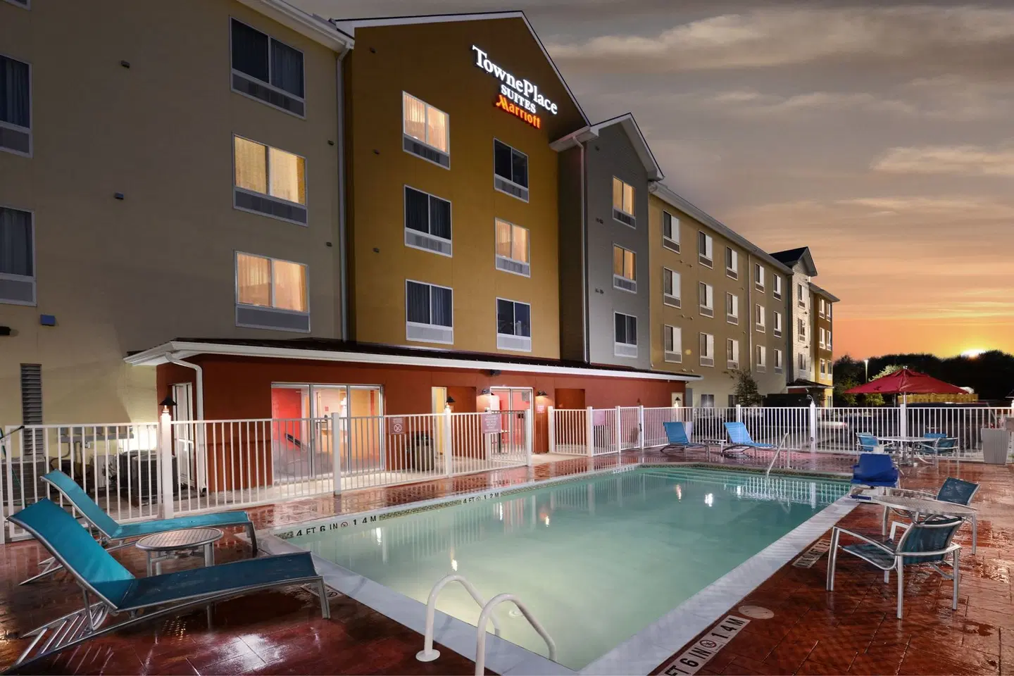 TownePlace Suites by Marriott Houston Westchase OUTDOOR_POOL