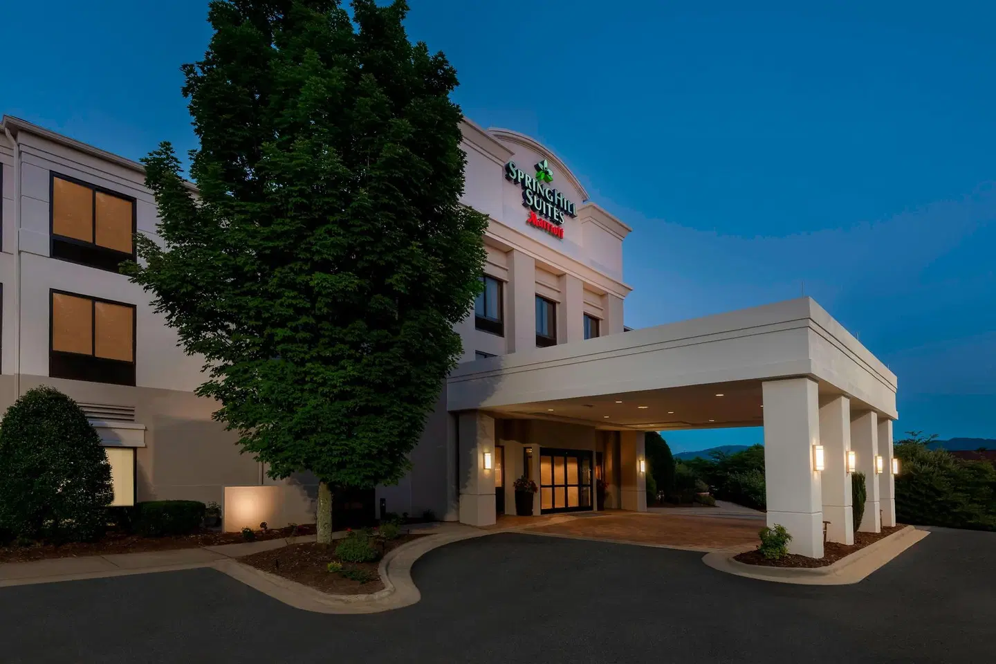 SpringHill Suites by Marriott Asheville EXTERIOR