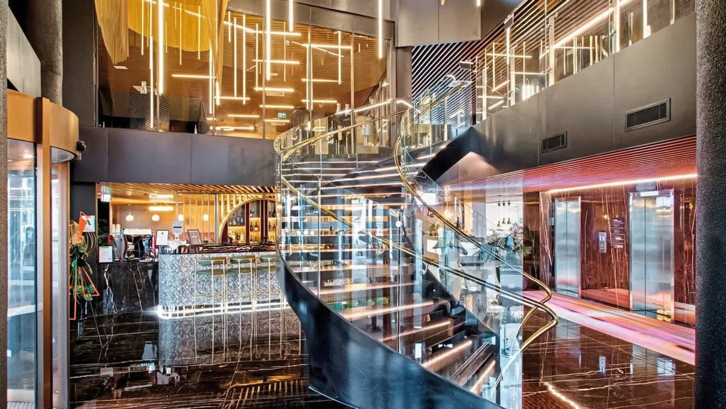 SOHO Hotel Bar