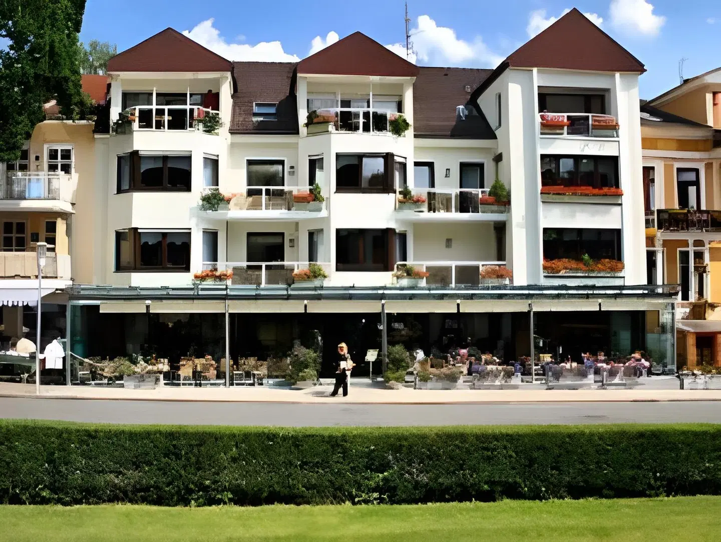 Cafe Schneidewind EXTERIOR