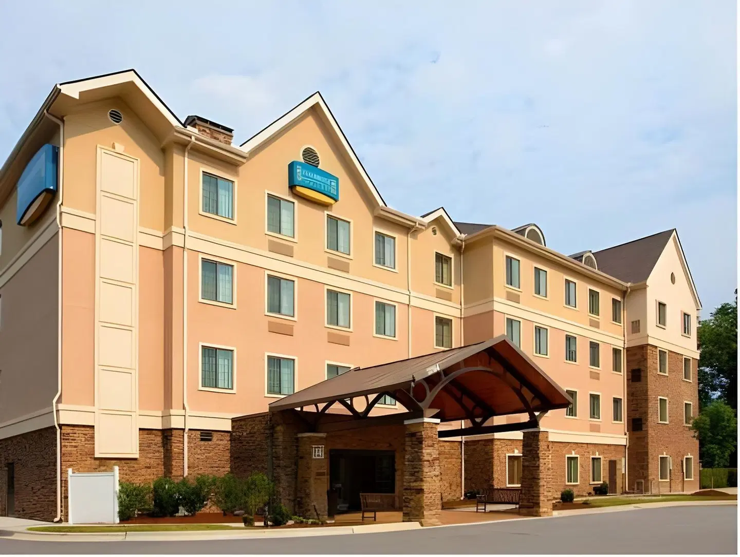 Staybridge Suites Durham-Chapel Hill-RTP by IHG EXTERIOR