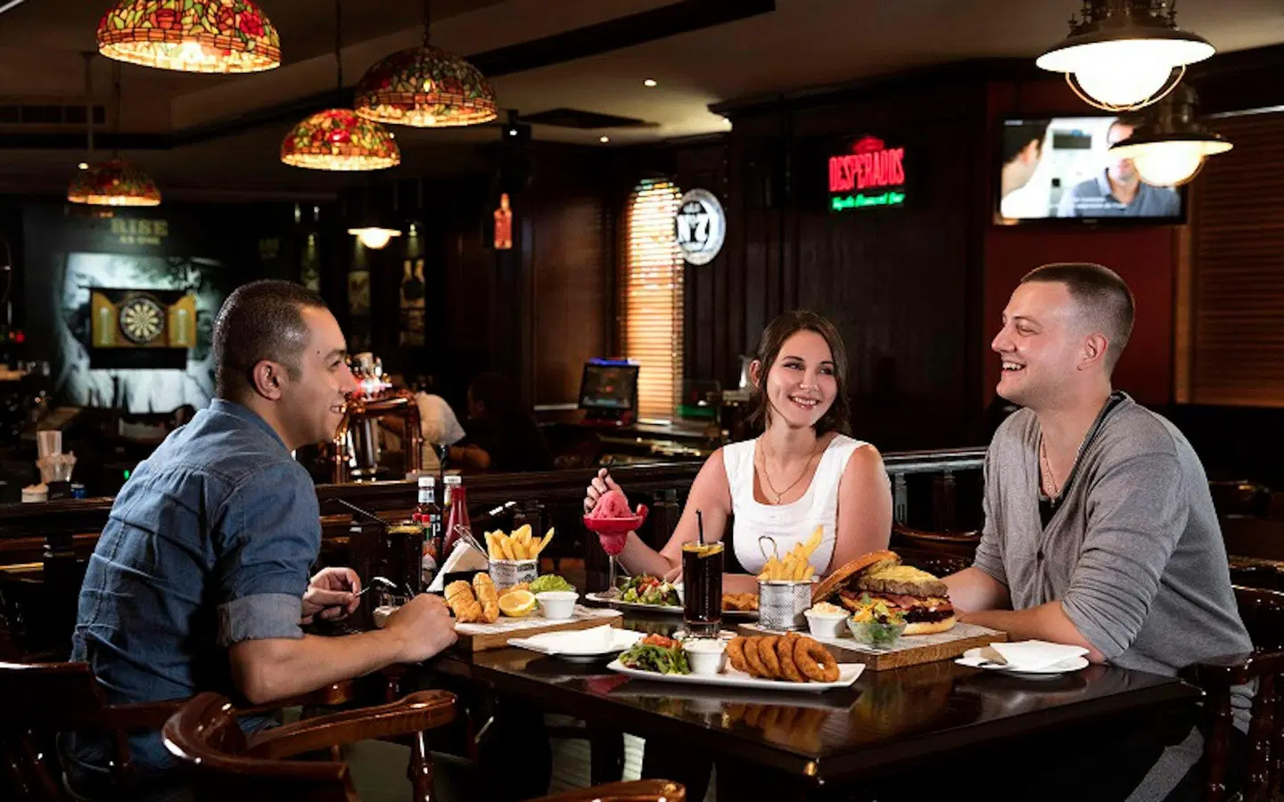 Jumeira Rotana PEOPLE