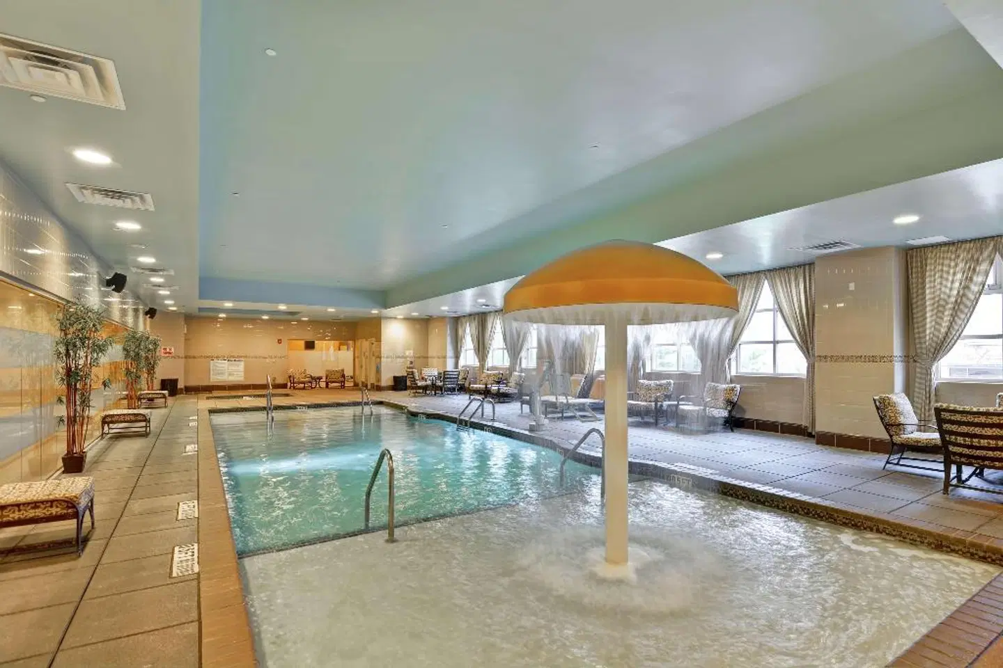 Embassy Suites by Hilton Raleigh Durham Airport Brier Creek Hallenbad