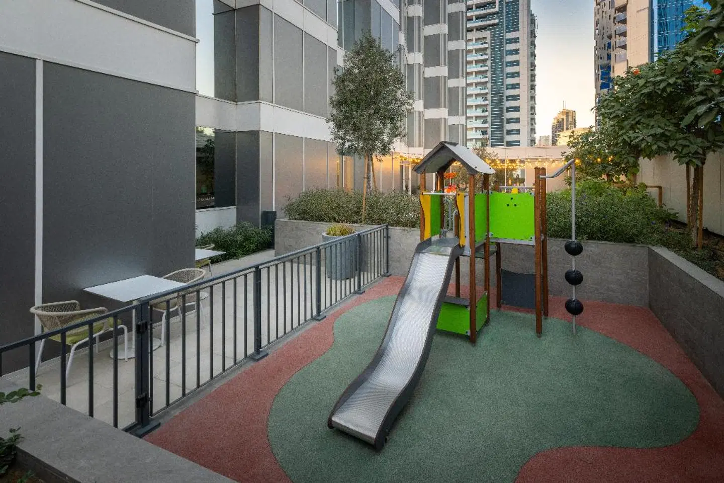 Staybridge Suites Dubai Business Bay by IHG SPORTS_AND_LEISURE