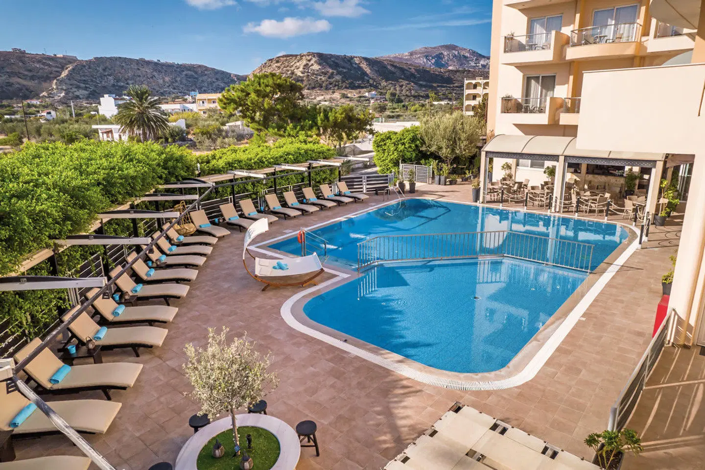 Nereides OUTDOOR_POOL