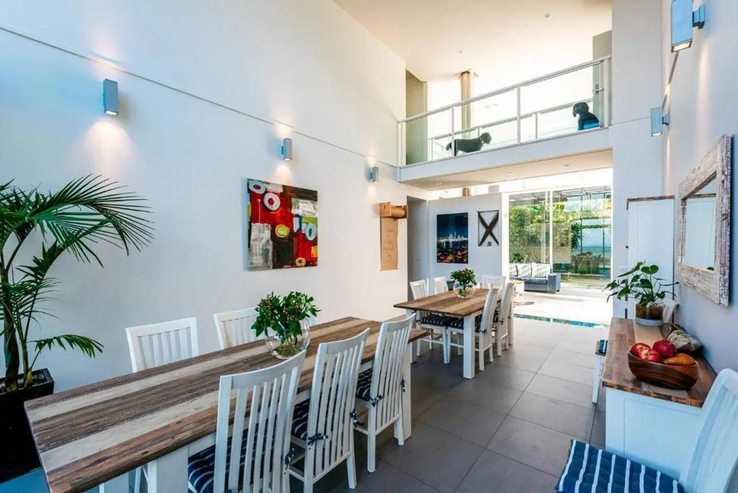 Waiheke Waterfront Lodge Bar
