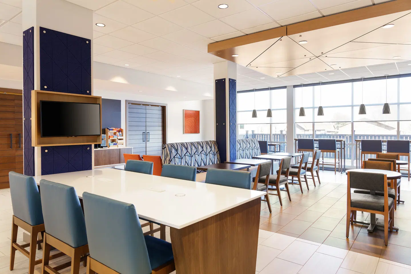 Holiday Inn Express And Suites Charlotte - Airport Area by IHG Restaurant