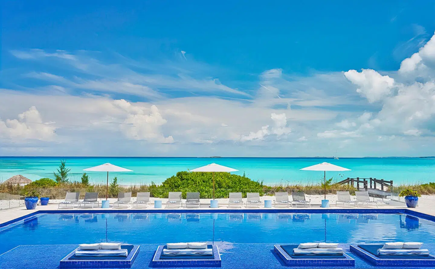 Grand Isle Resort & Residences OUTDOOR_POOL