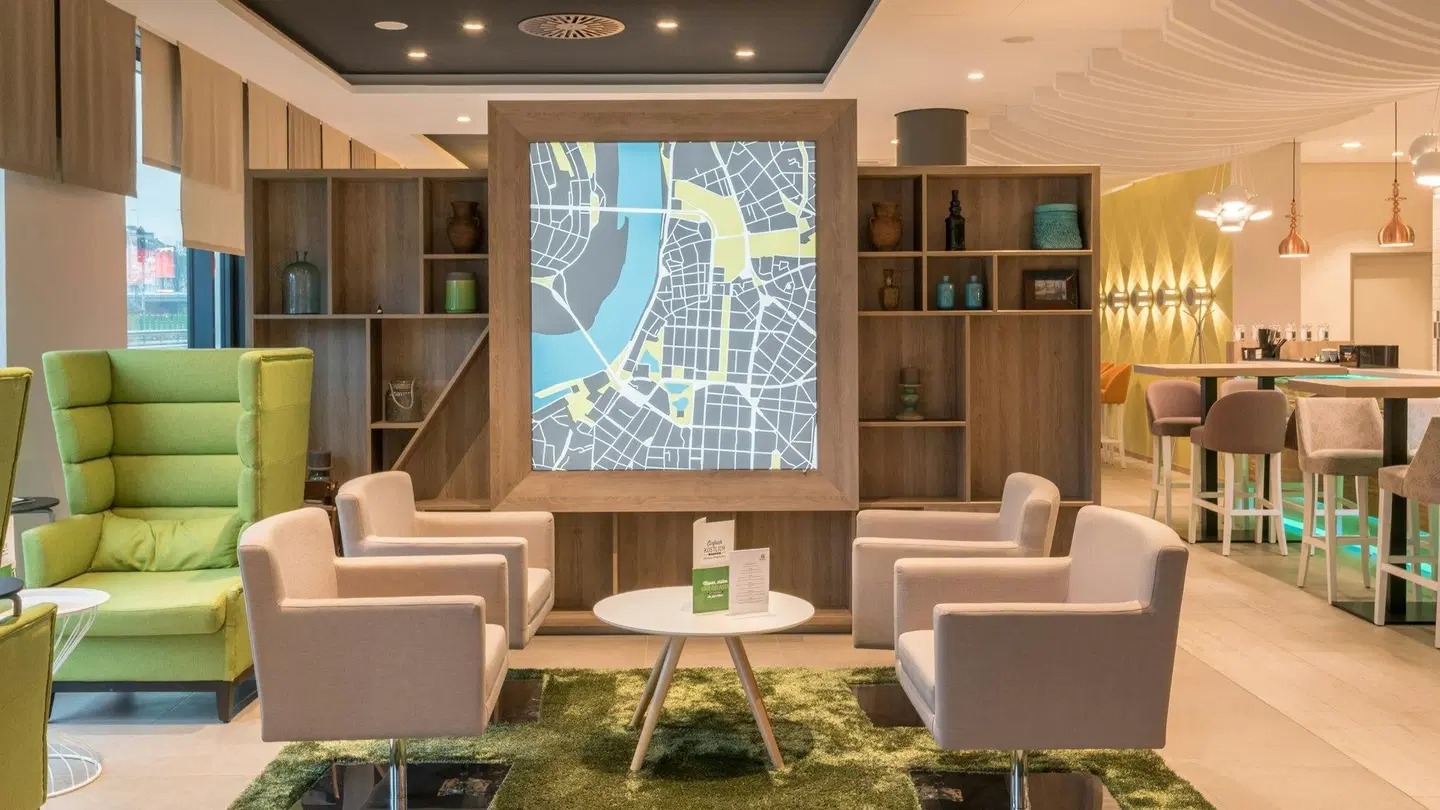 Holiday Inn Dusseldorf City Toulouser All. by IHG LOUNGE_LOBBY