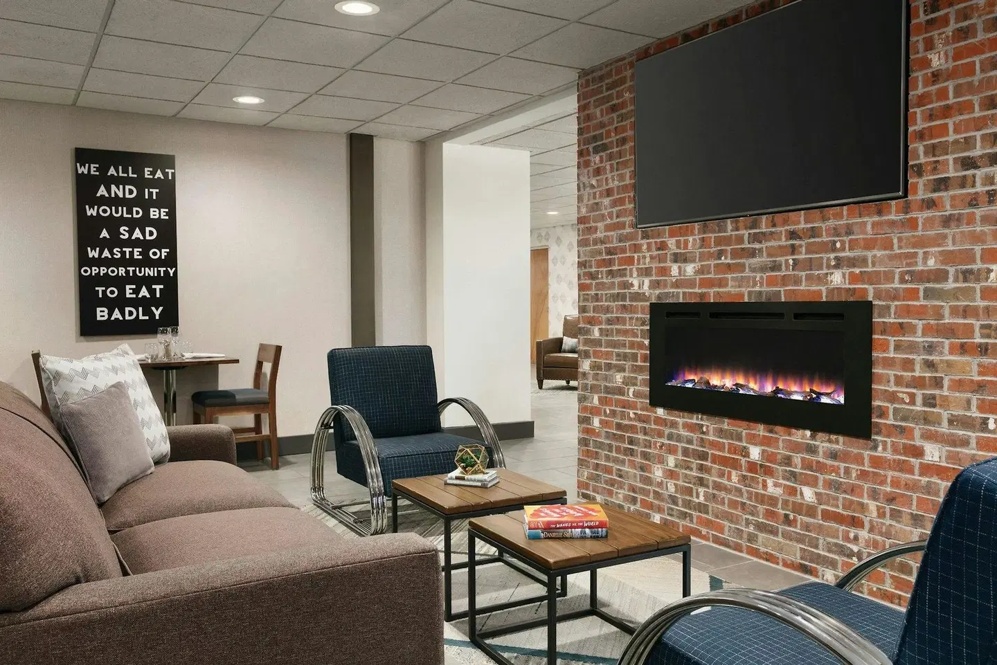 Four Points by Sheraton Raleigh Arena LOUNGE_LOBBY