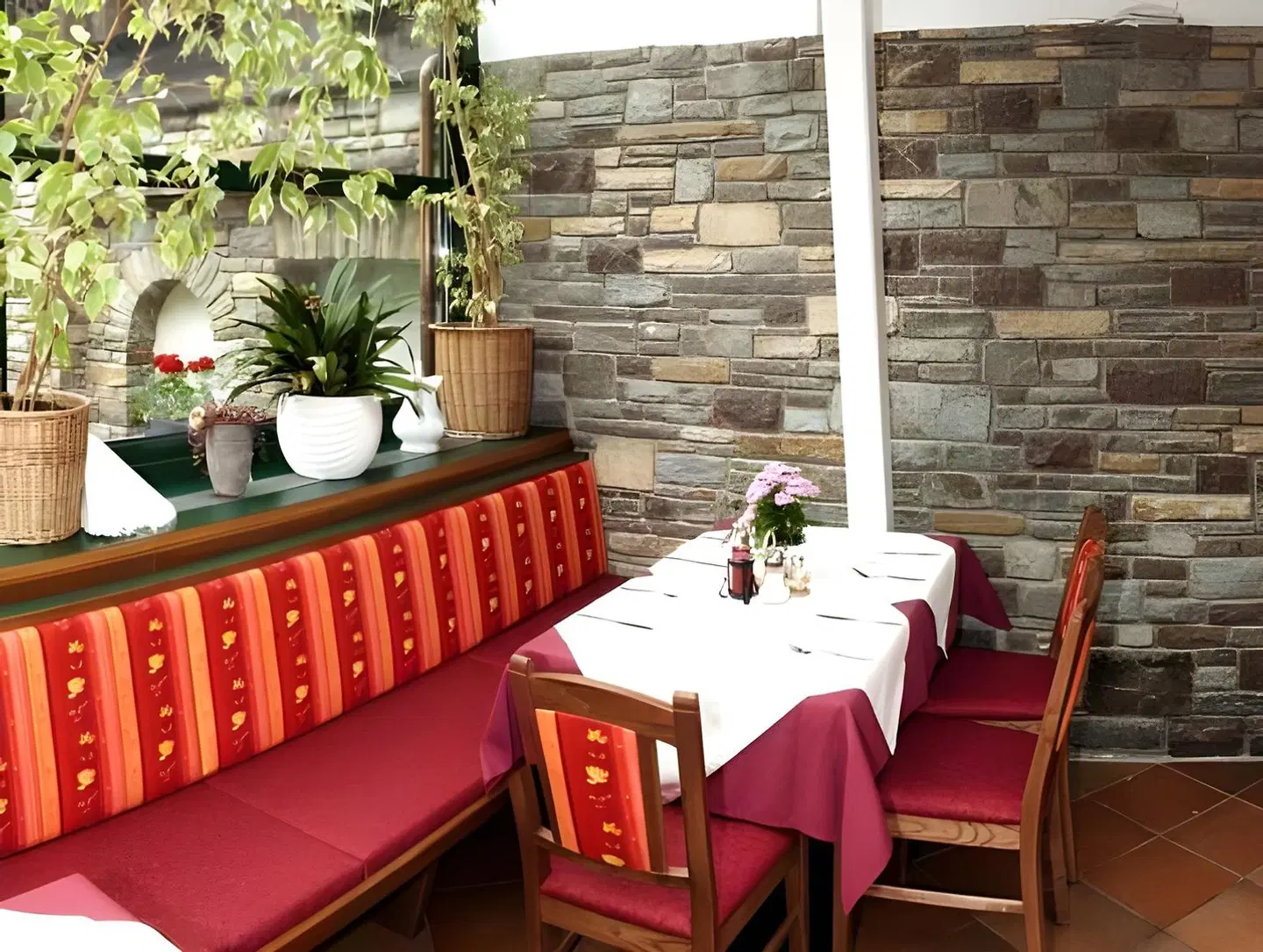 Hotel Diana Restaurant