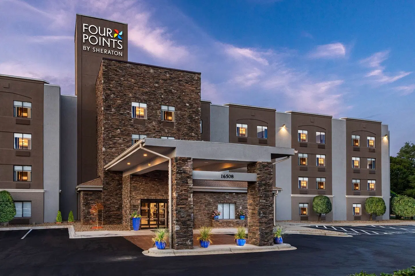 Four Points by Sheraton Charlotte - Lake Norman EXTERIOR