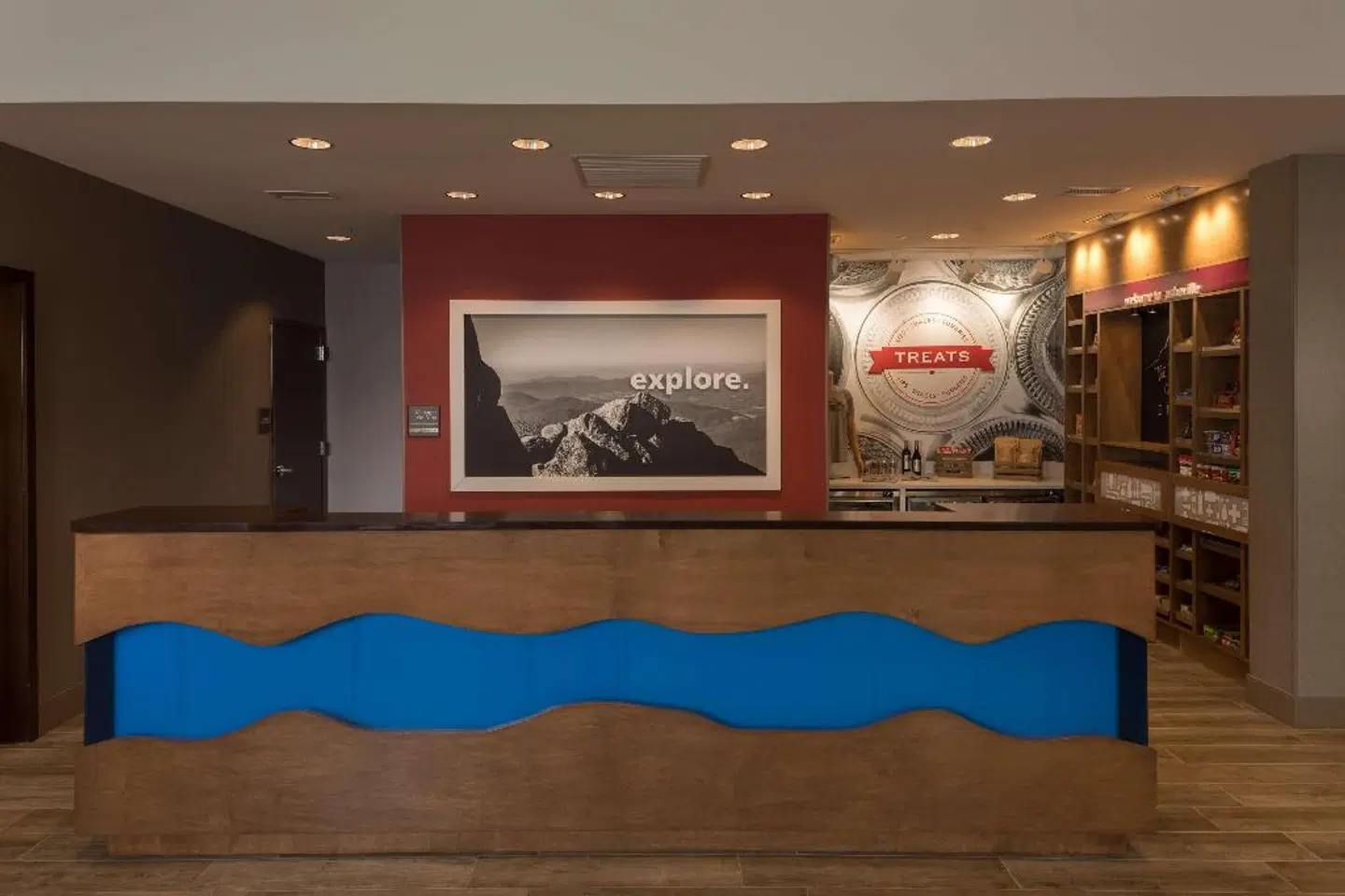 Hampton Inn & Suites Asheville Biltmore Village LOUNGE_LOBBY
