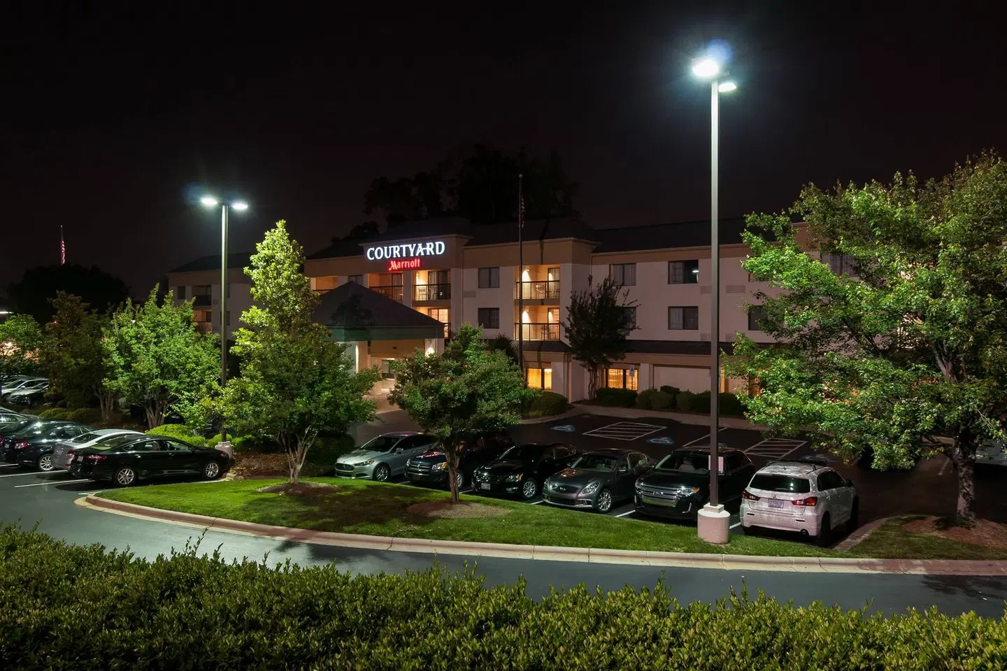 Courtyard by Marriott Charlotte Lake Norman EXTERIOR