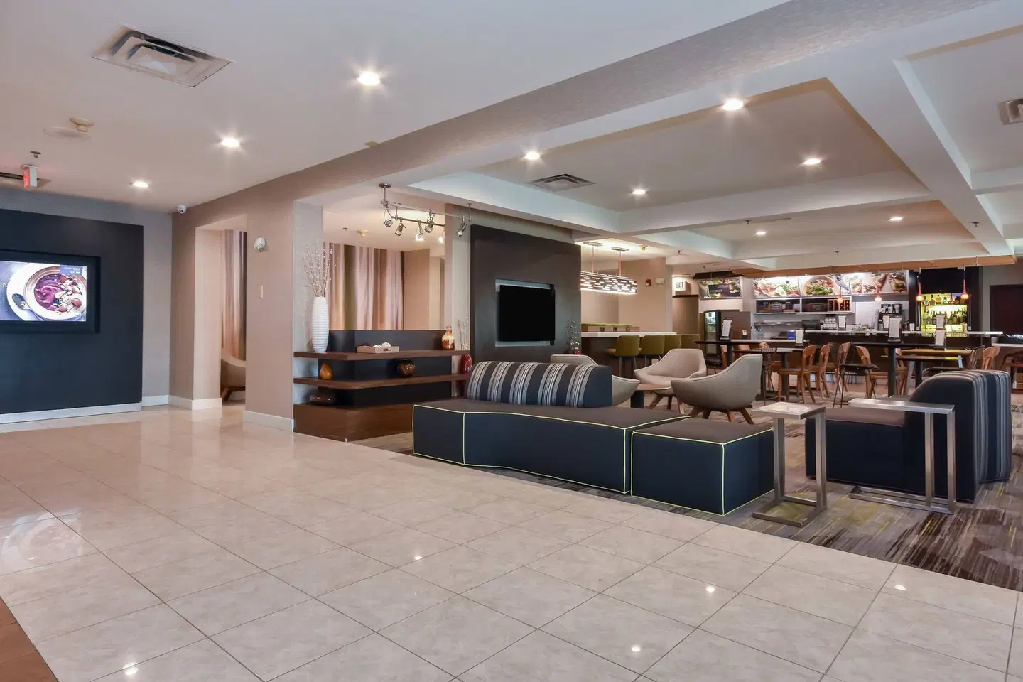 Courtyard by Marriott Charlotte Lake Norman LOUNGE_LOBBY