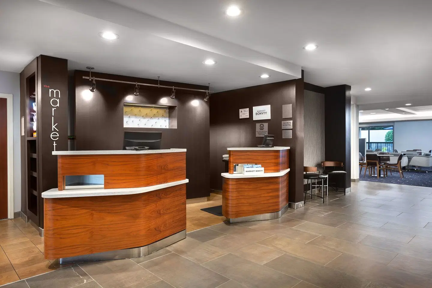Courtyard by Marriott Winston-Salem Hanes Mall Bar
