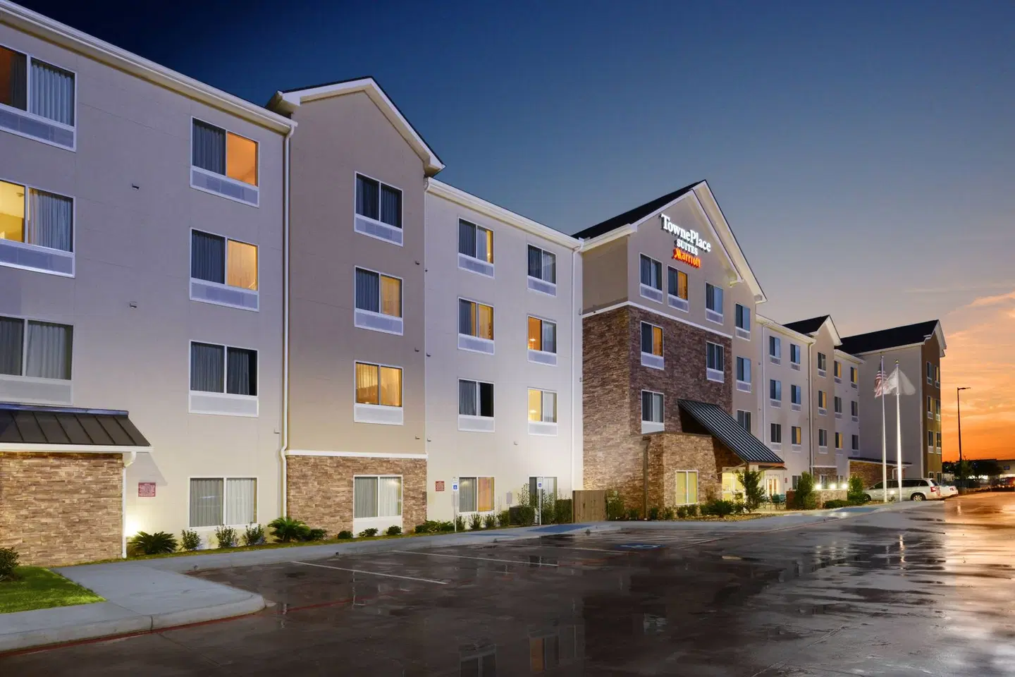 TownePlace Suites by Marriott Houston Galleria Area EXTERIOR