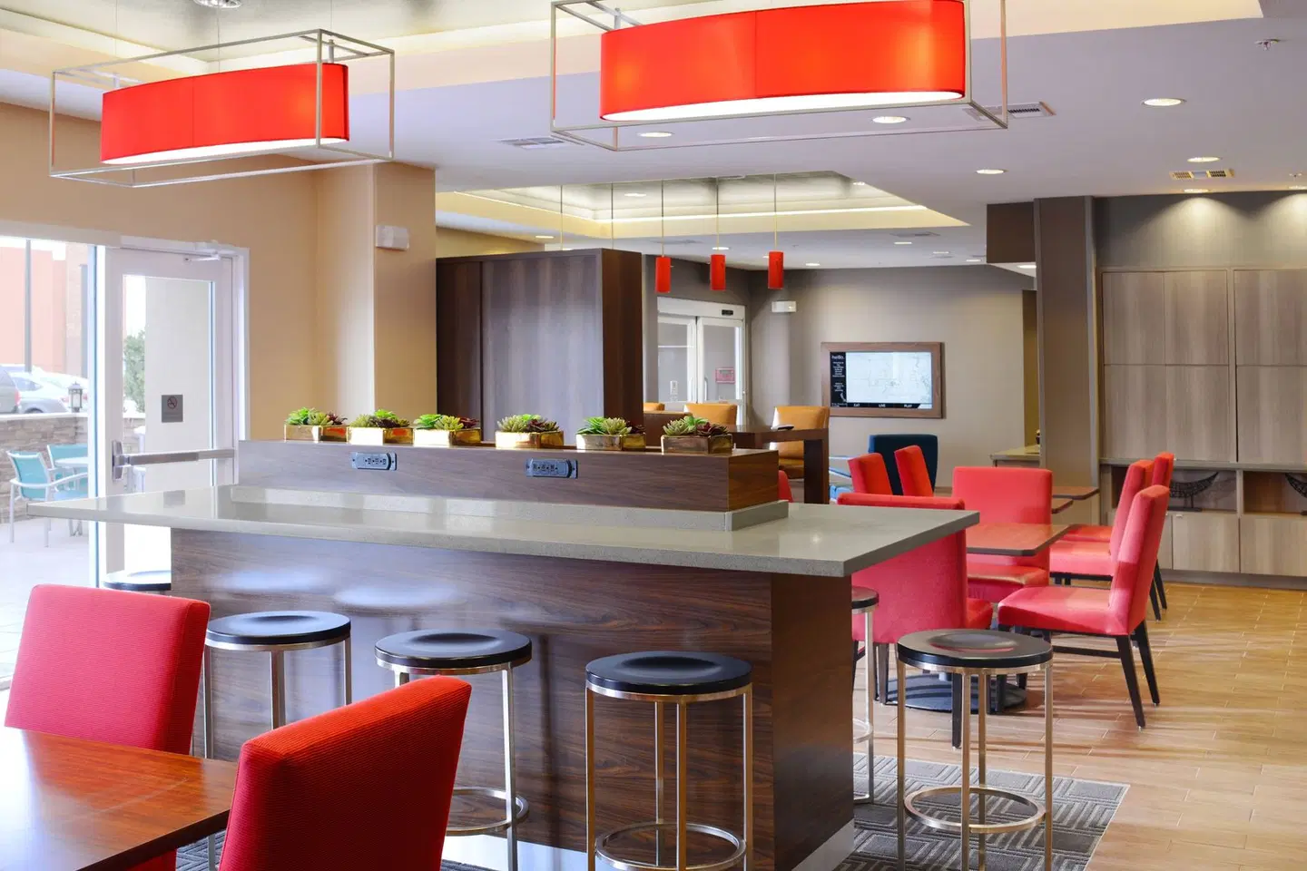 TownePlace Suites by Marriott Houston Galleria Area Bar