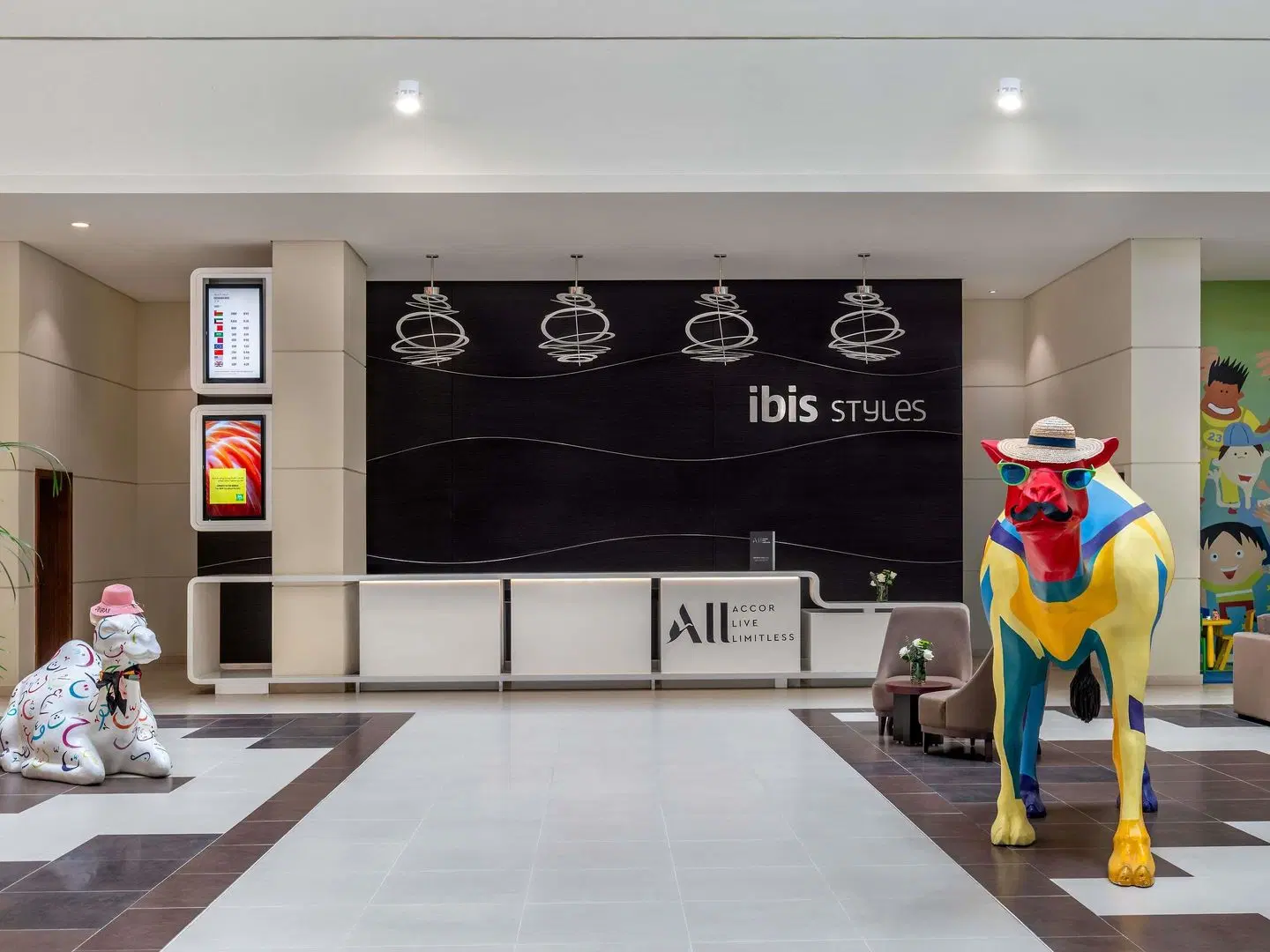ibis Styles Dragon Mart Dubai LOUNGE_LOBBY