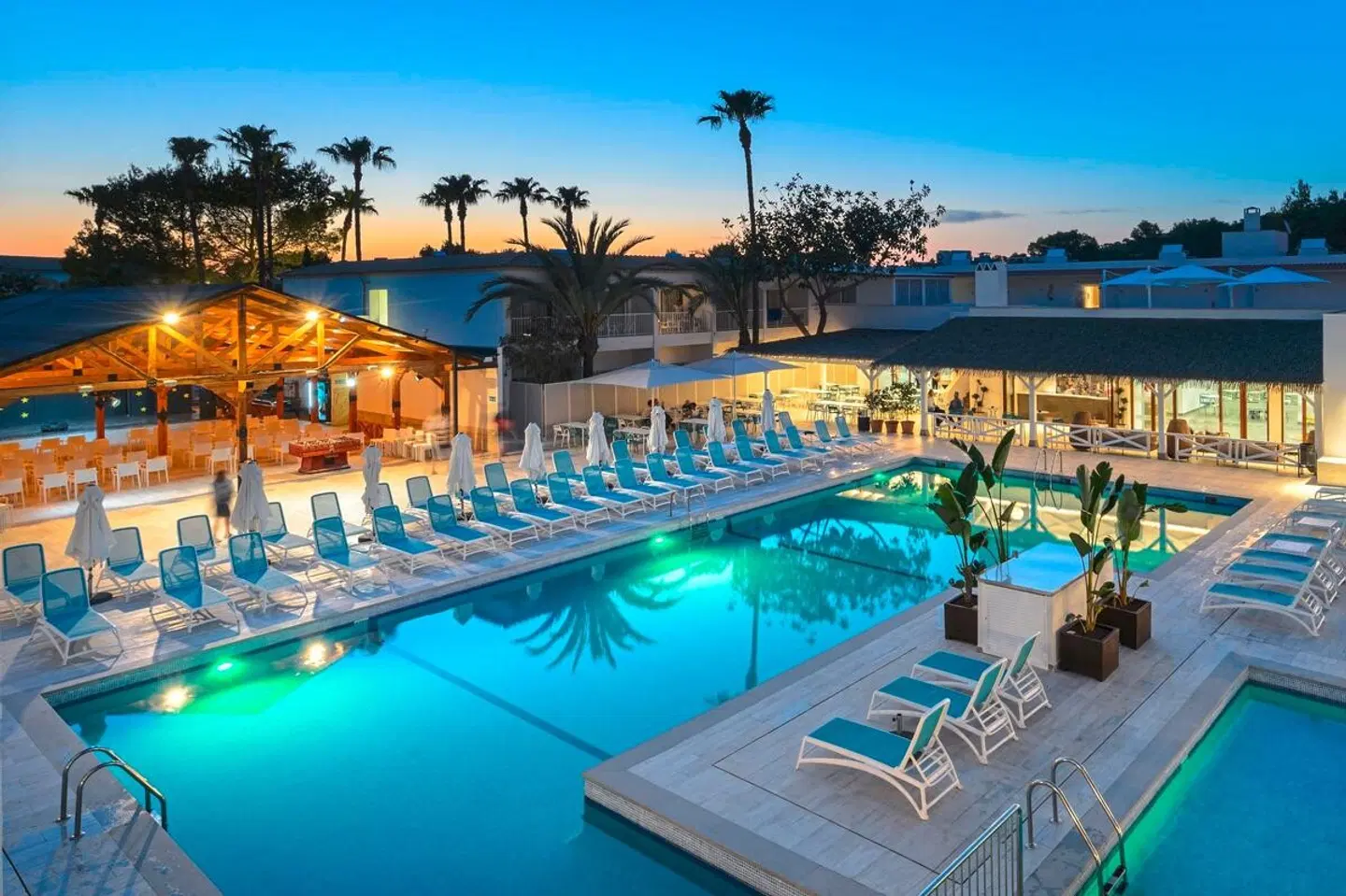 Vibra Cala Tarida OUTDOOR_POOL