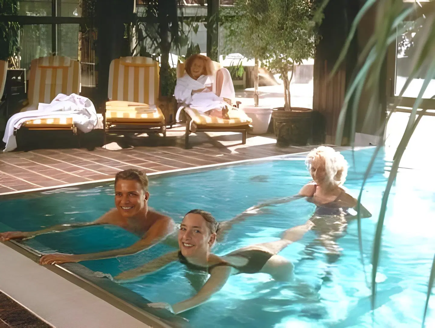Hotel Donnerhof OUTDOOR_POOL