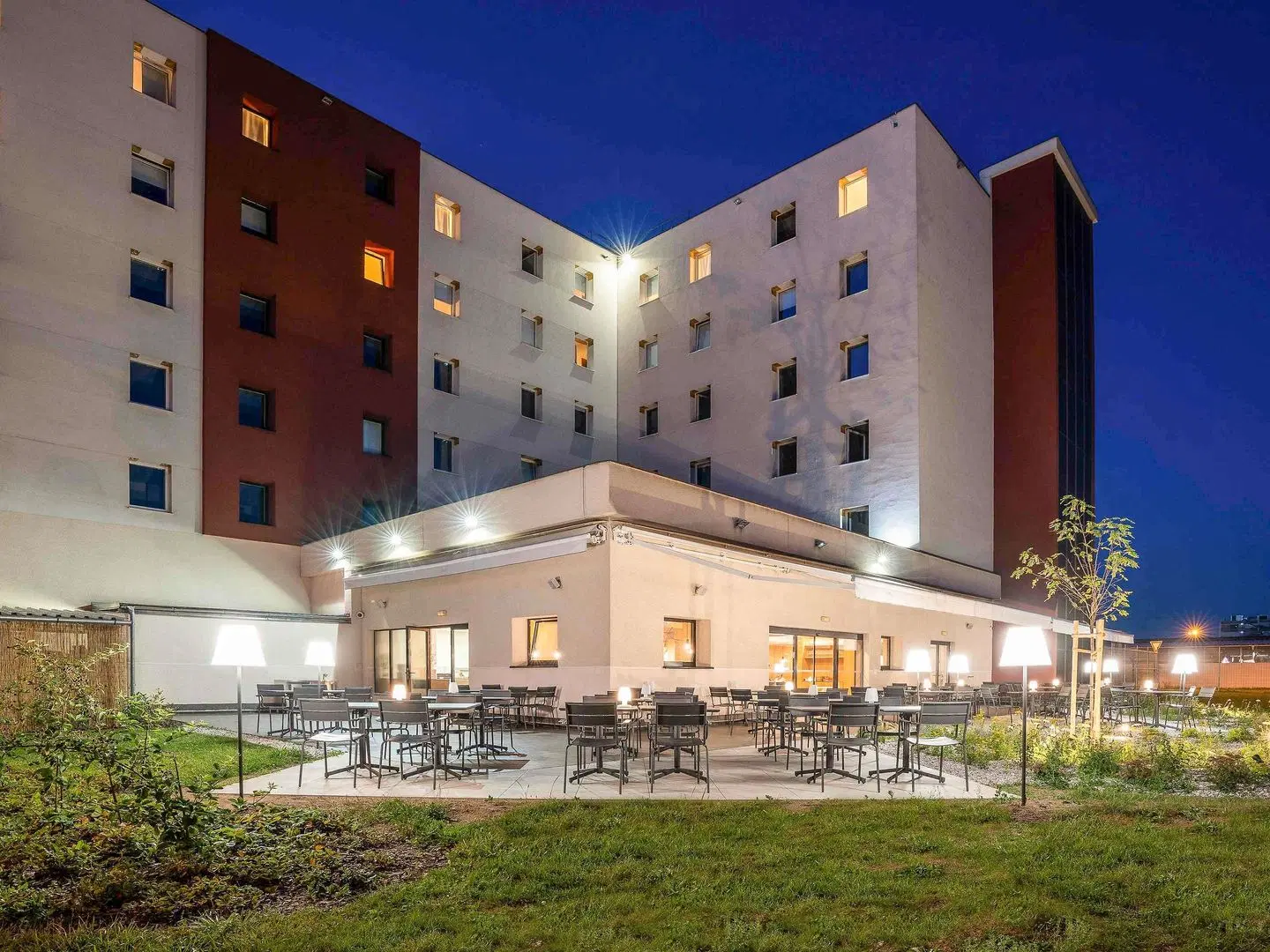 ibis Plzen EXTERIOR