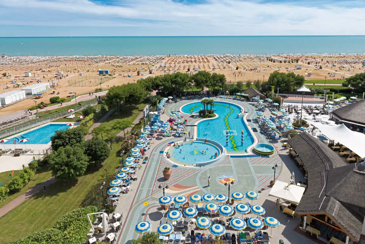 Aparthotel Holiday – Hotelfoto
