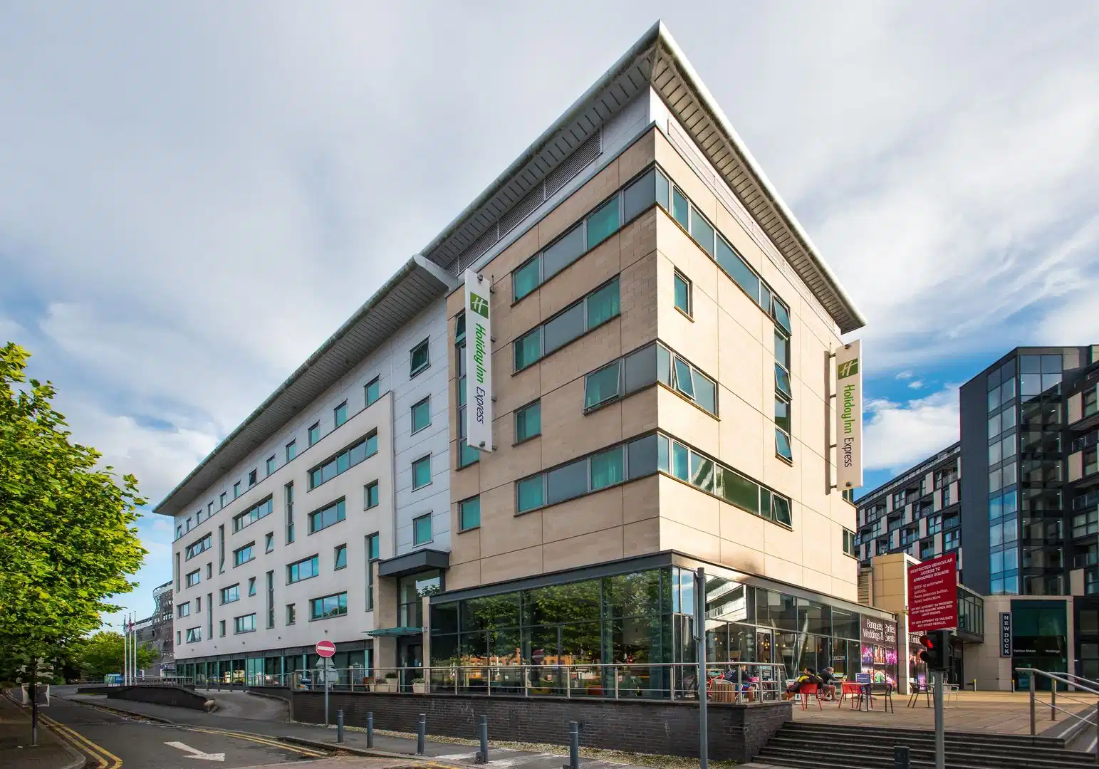 Holiday Inn Express Leeds City Centre Armouries – Hotelfoto