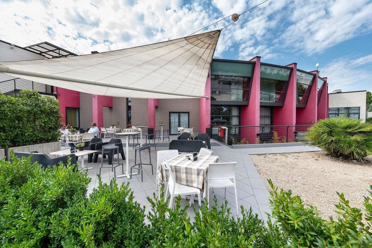 DB Hotel Verona Airport And Congress Restaurant