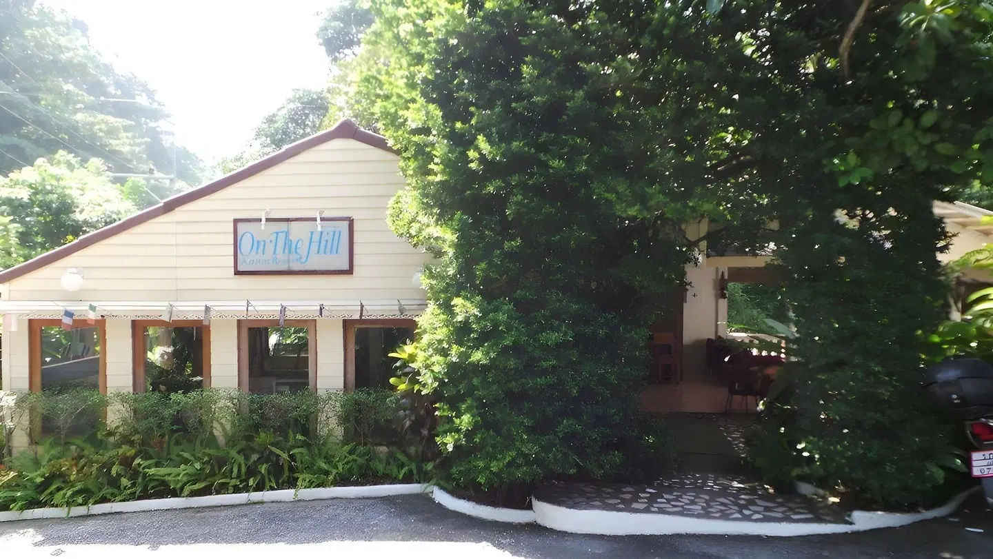 On The Hill Karon Resort EXTERIOR