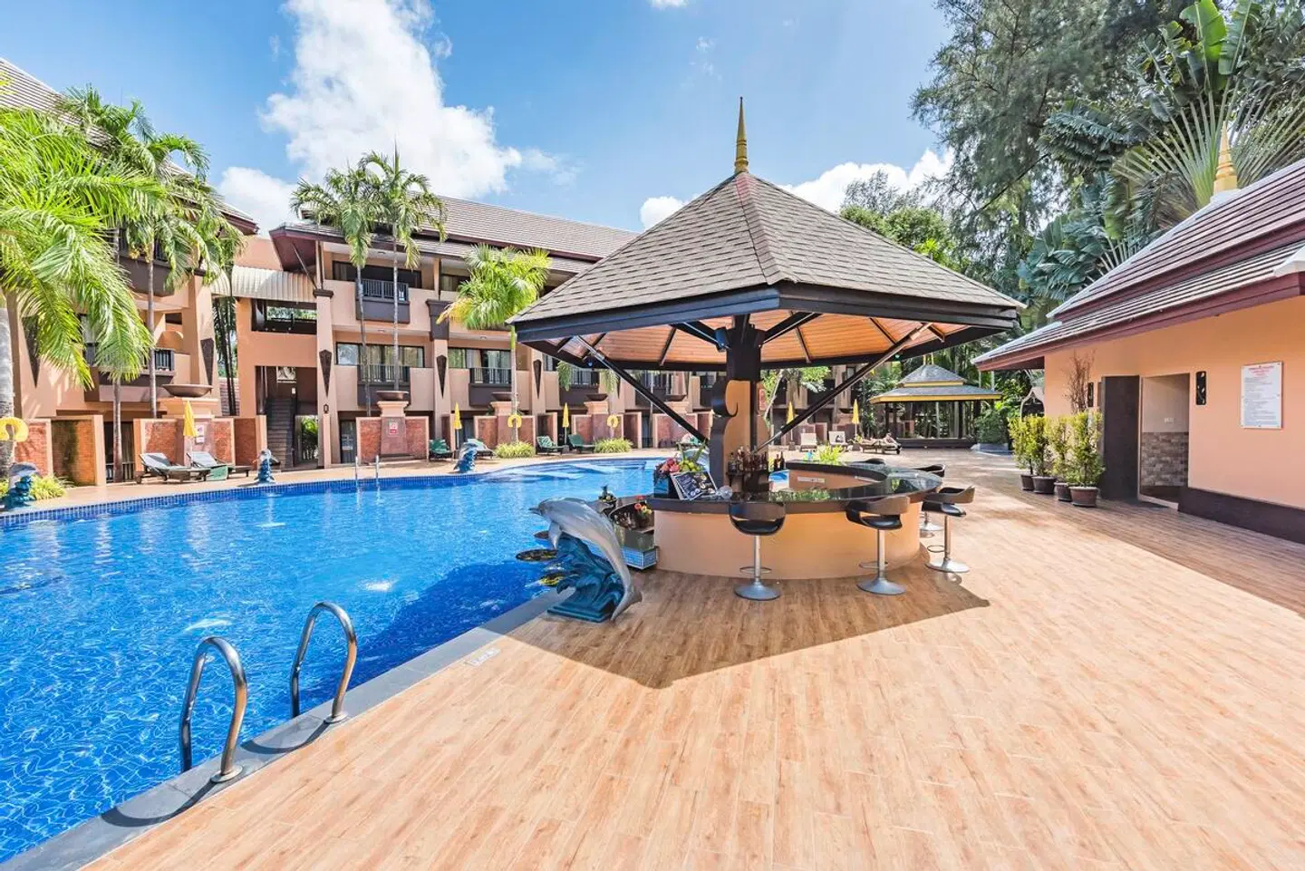 Princess Kamala Beachfront Hotel OUTDOOR_POOL