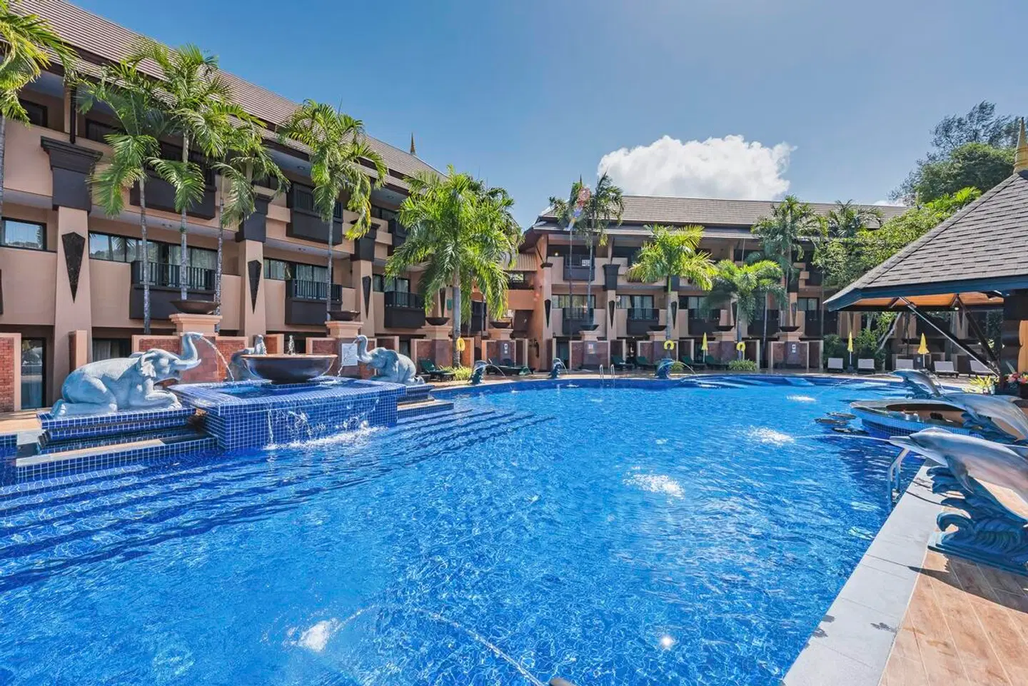Princess Kamala Beachfront Hotel OUTDOOR_POOL