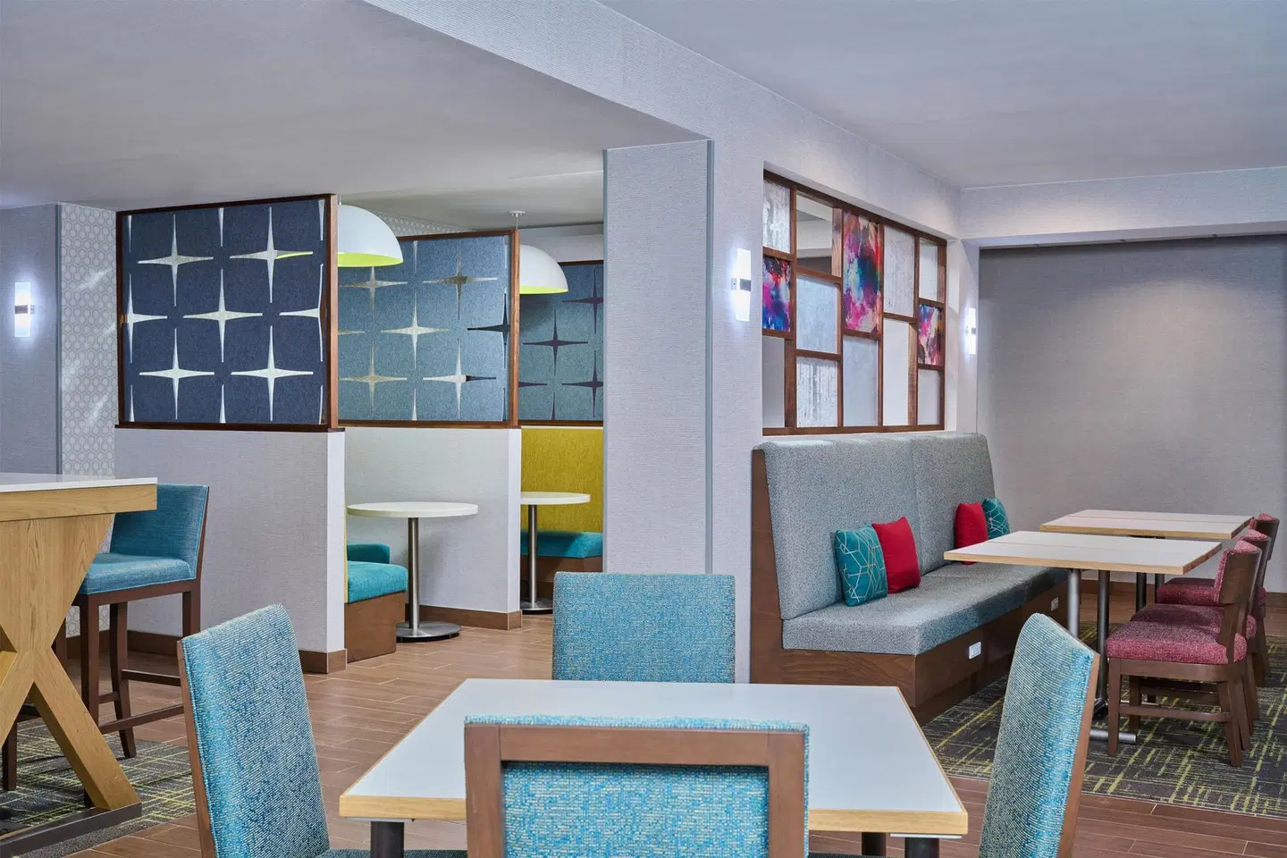 Hampton Inn Anchorage LOUNGE_LOBBY