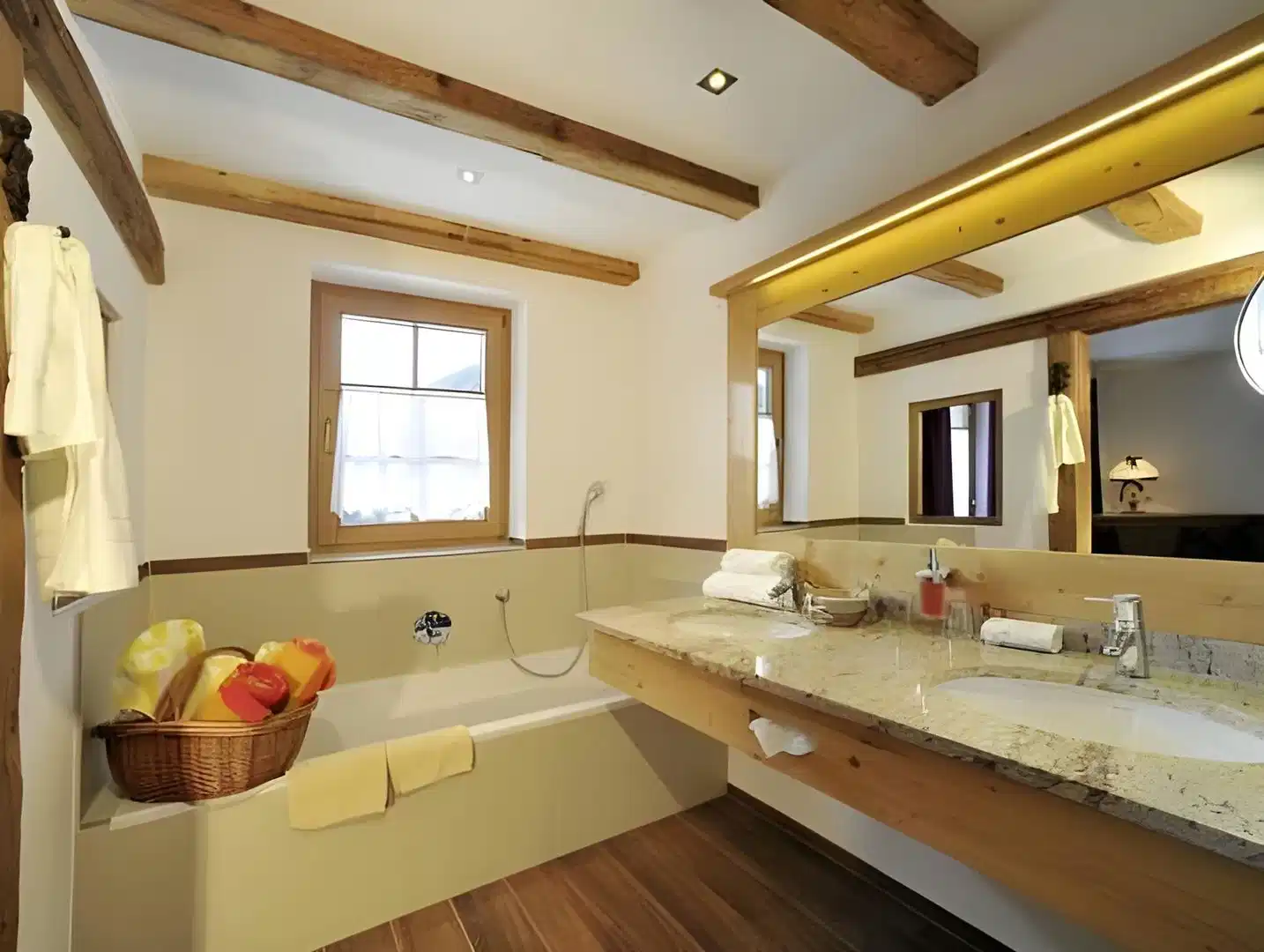 Almwellness-Resort Tuffbad – Hotelfoto