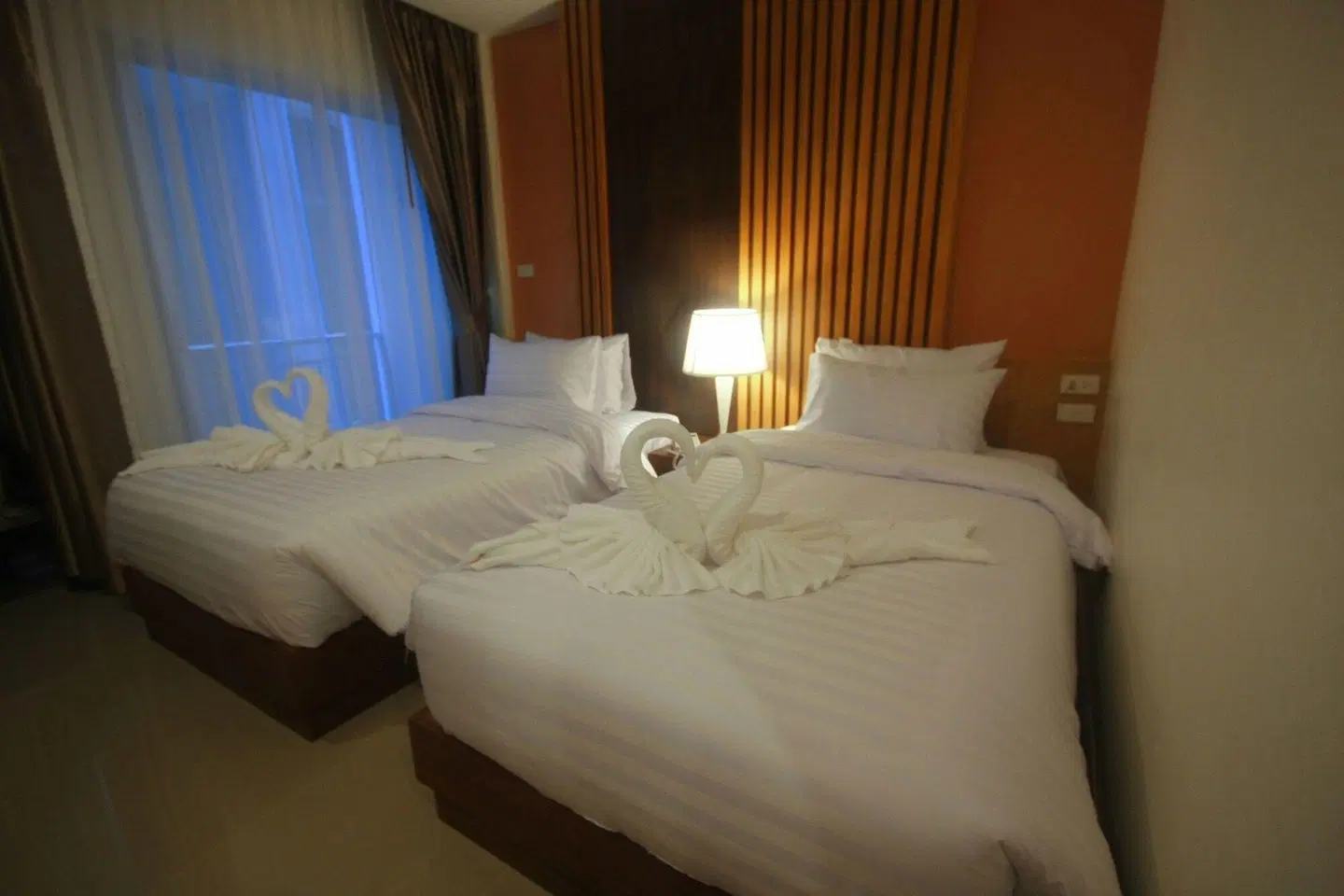 BREEZOTEL ROOM_EXAMPLE