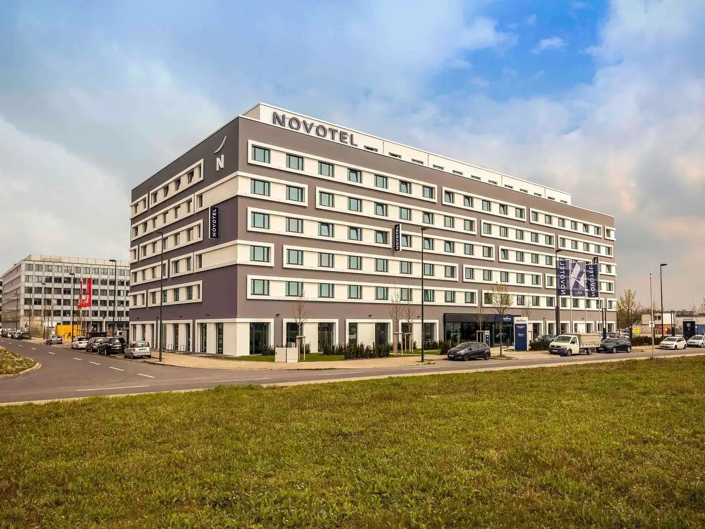 Novotel Duesseldorf Airport – Hotelfoto
